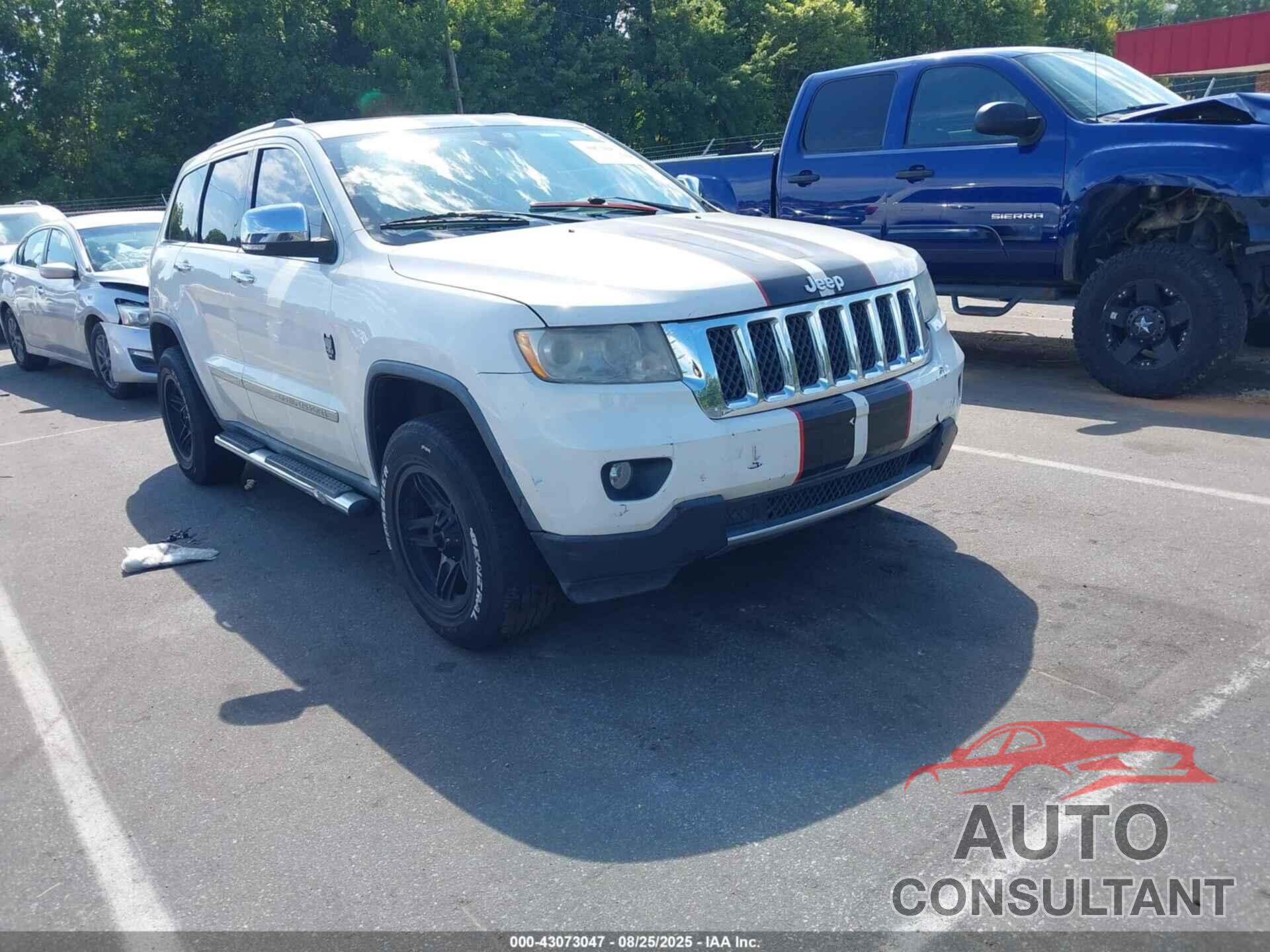JEEP GRAND CHEROKEE 2011 - 1J4RS6GT5BC709846