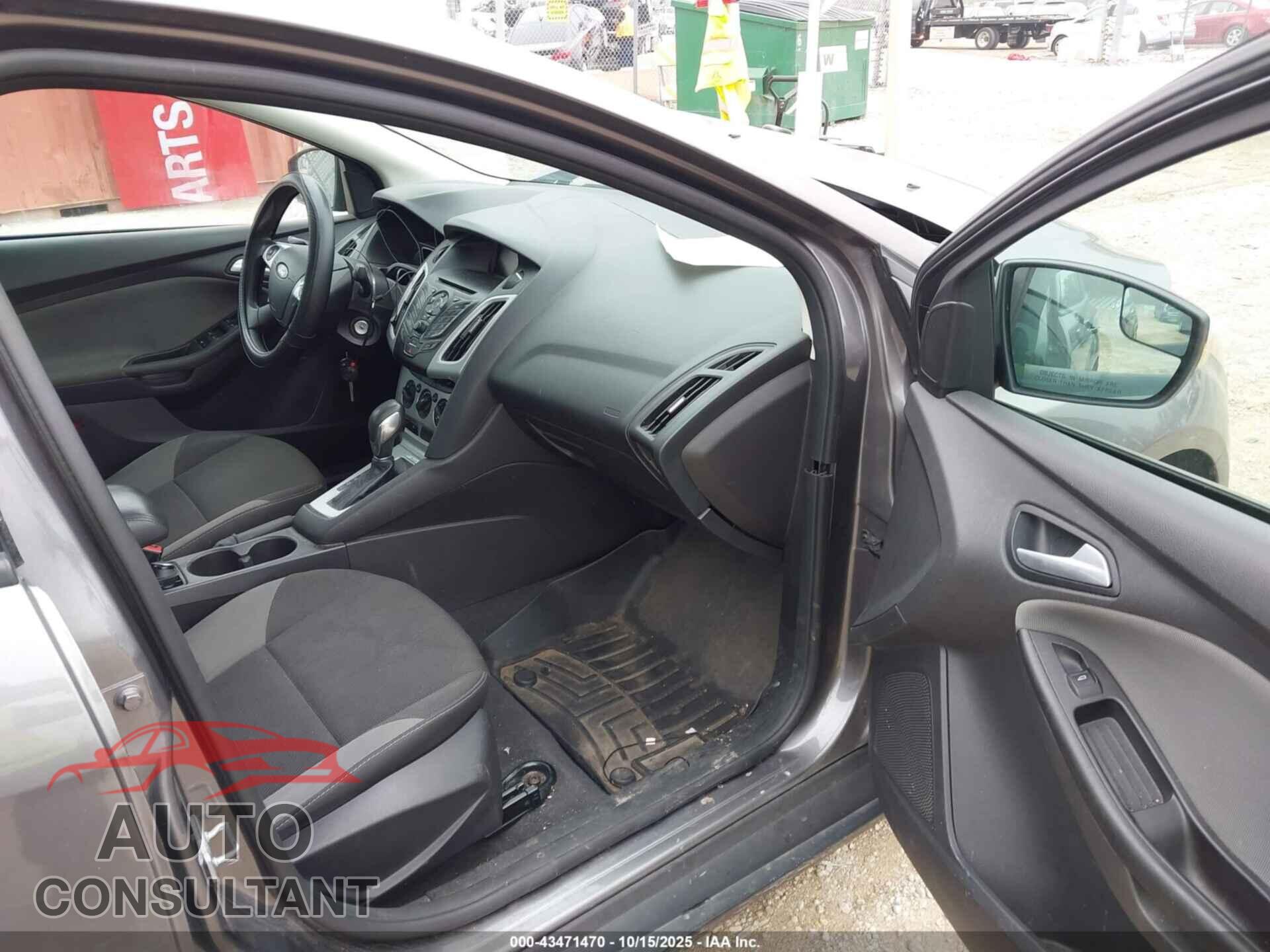 FORD FOCUS 2014 - 1FADP3F29EL320498