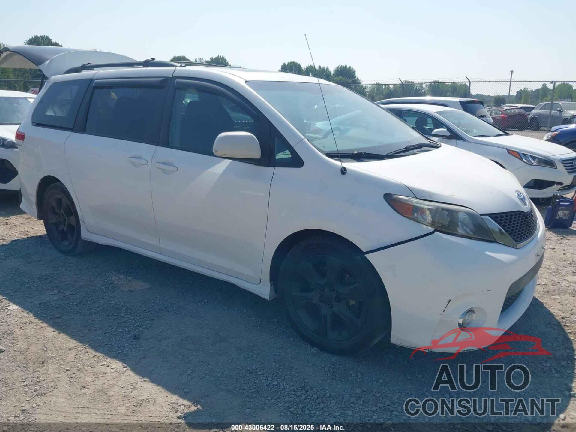 TOYOTA SIENNA 2011 - 5TDXK3DC7BS048545