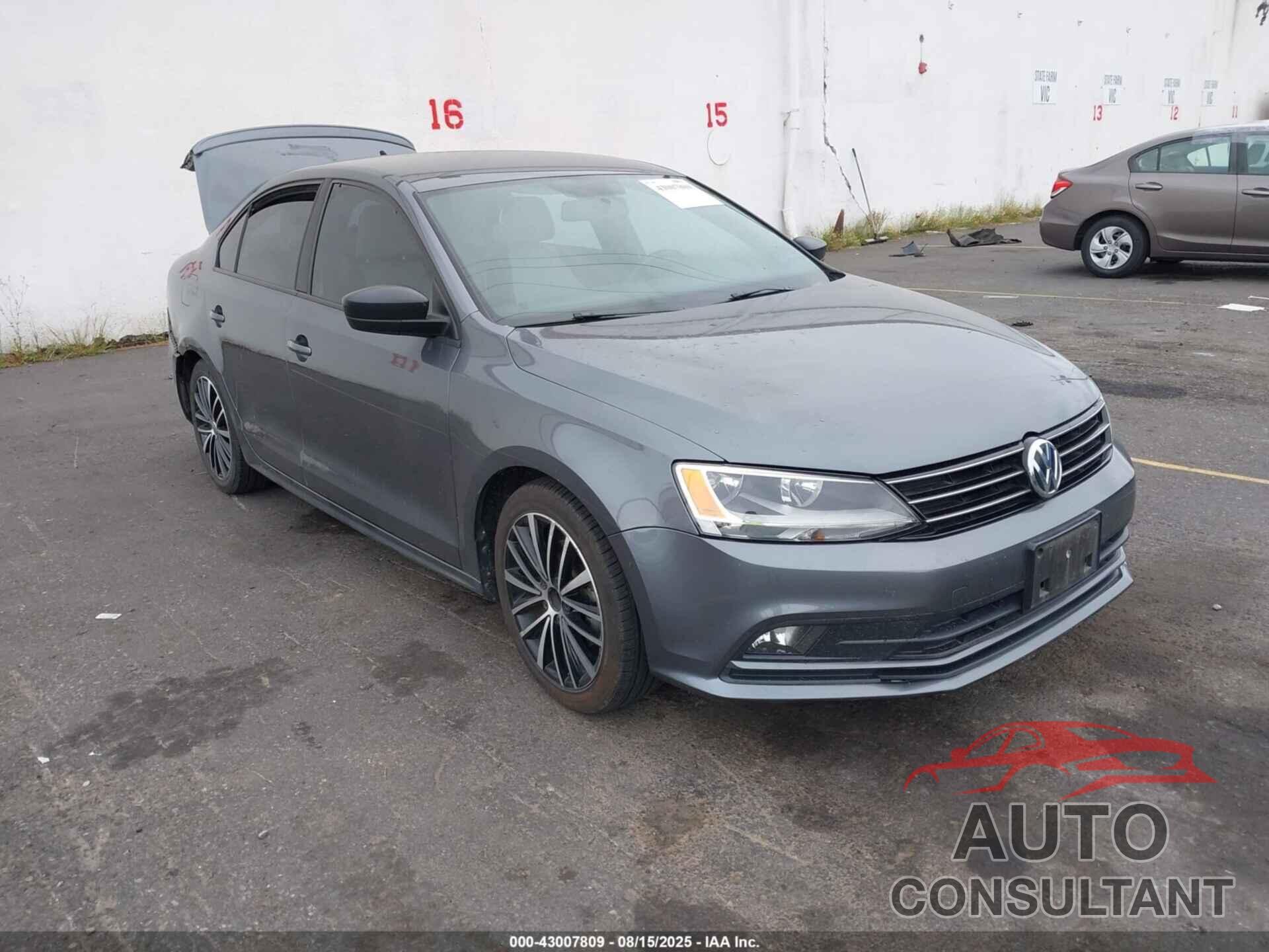 VOLKSWAGEN JETTA 2016 - 3VWD17AJ1GM406873
