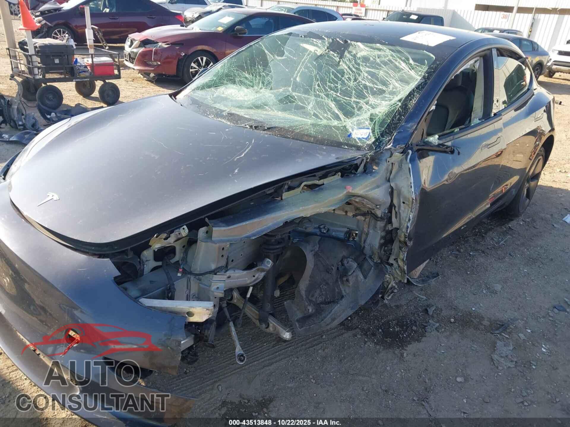 TESLA MODEL 3 2023 - 5YJ3E1EA2PF696264