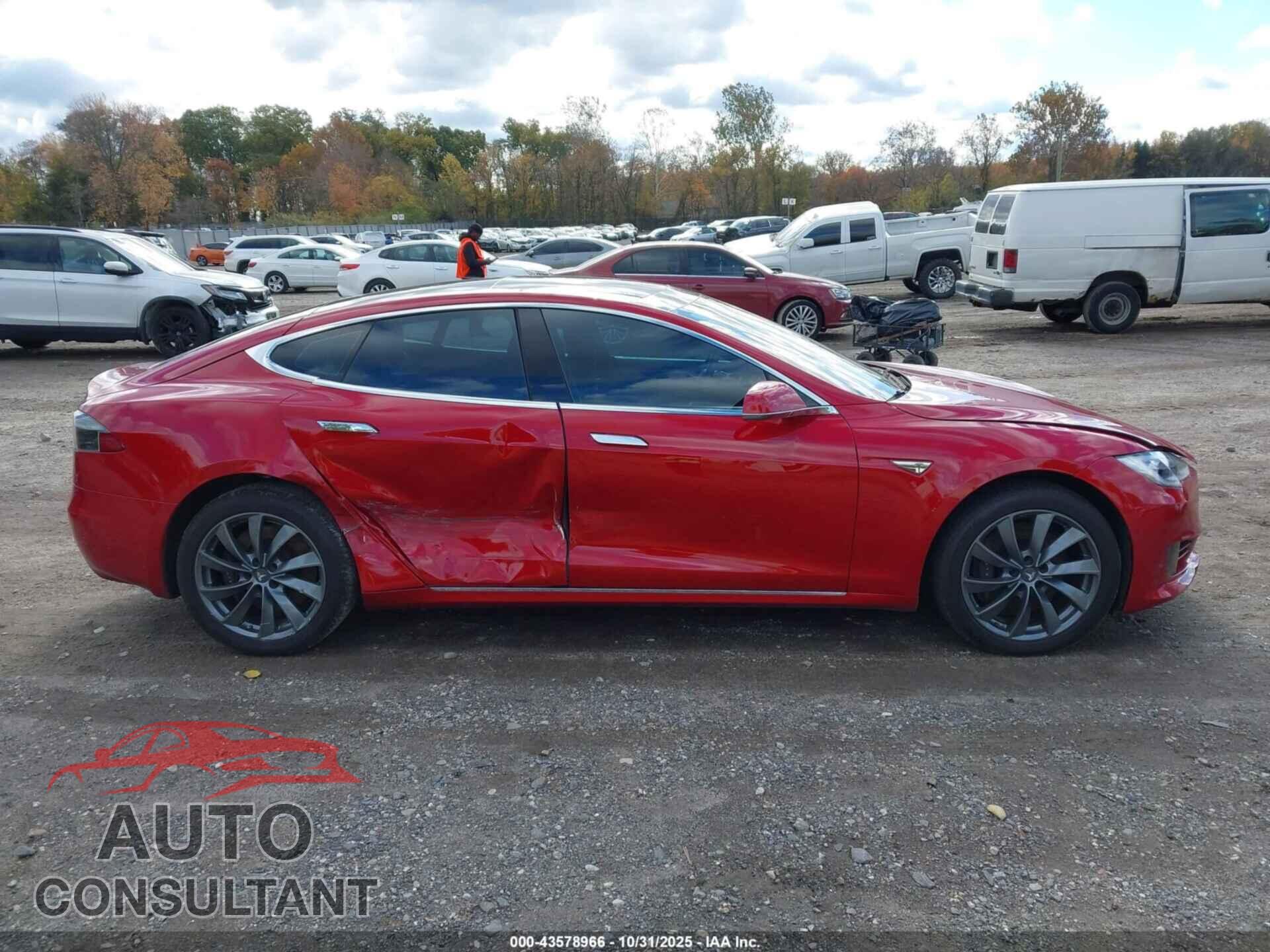 TESLA MODEL S 2016 - 5YJSA1E20GF139739