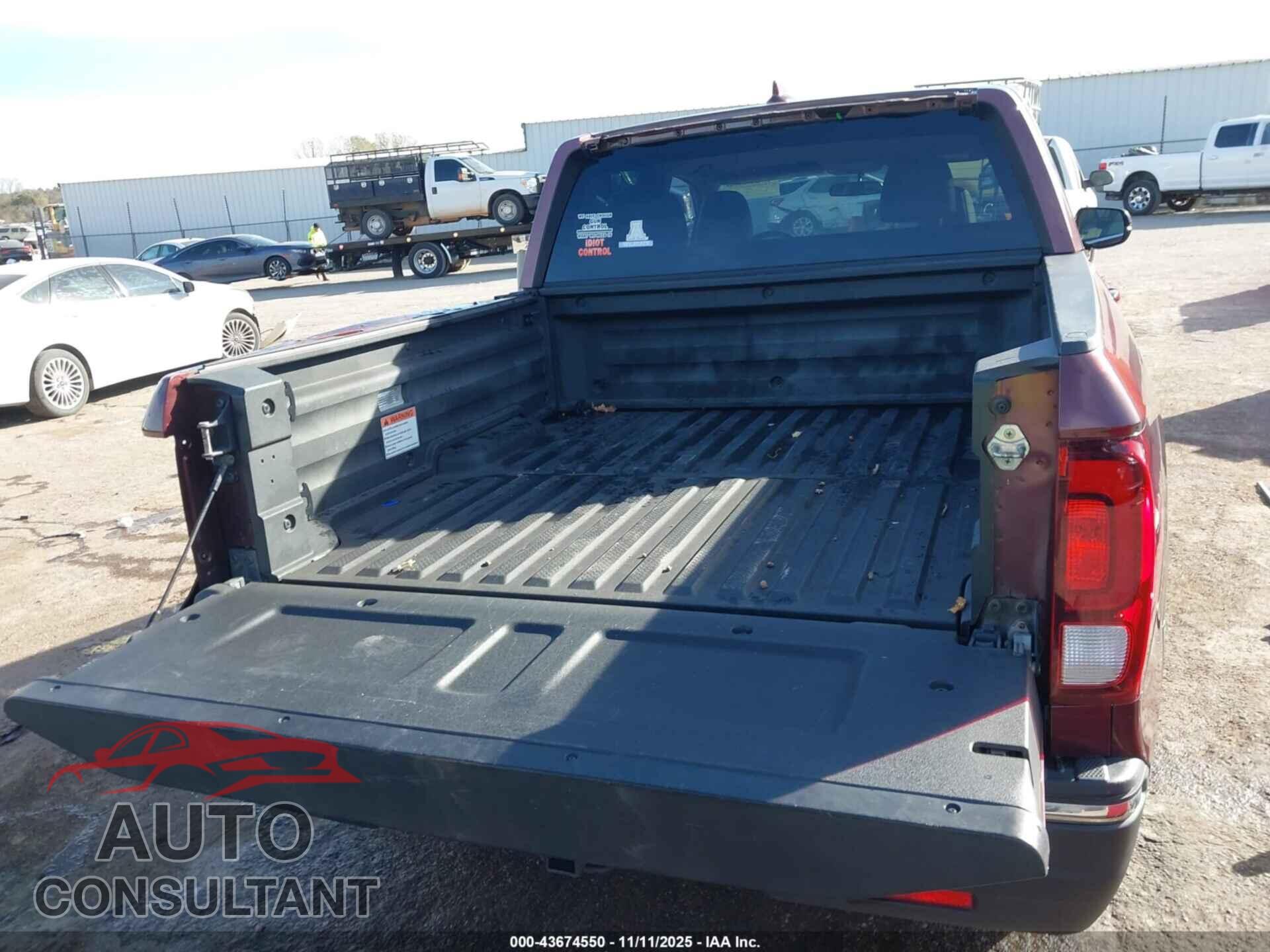 HONDA RIDGELINE 2017 - 5FPYK2F51HB007829
