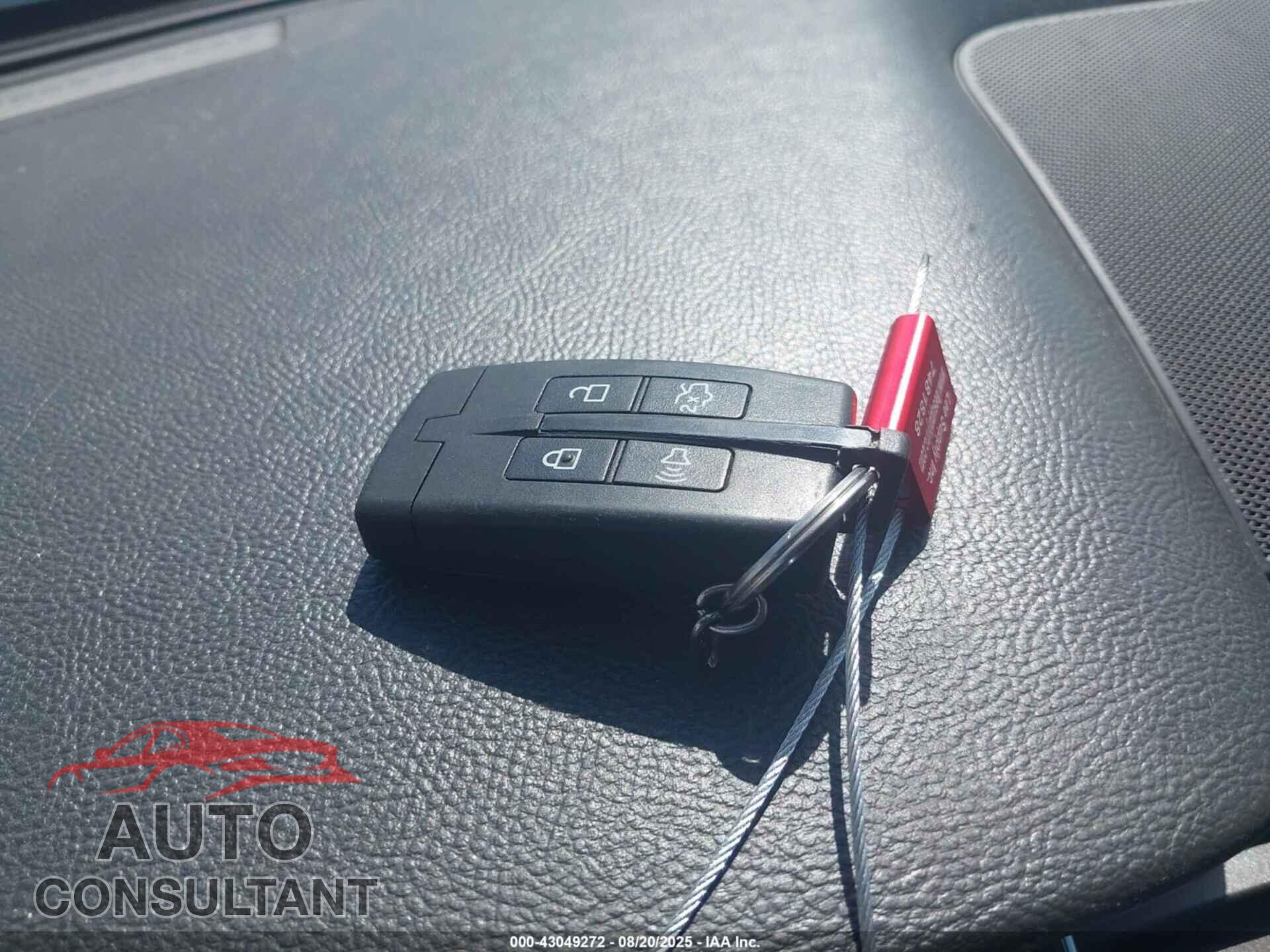 FORD TAURUS 2011 - 1FAHP2KT7BG121917