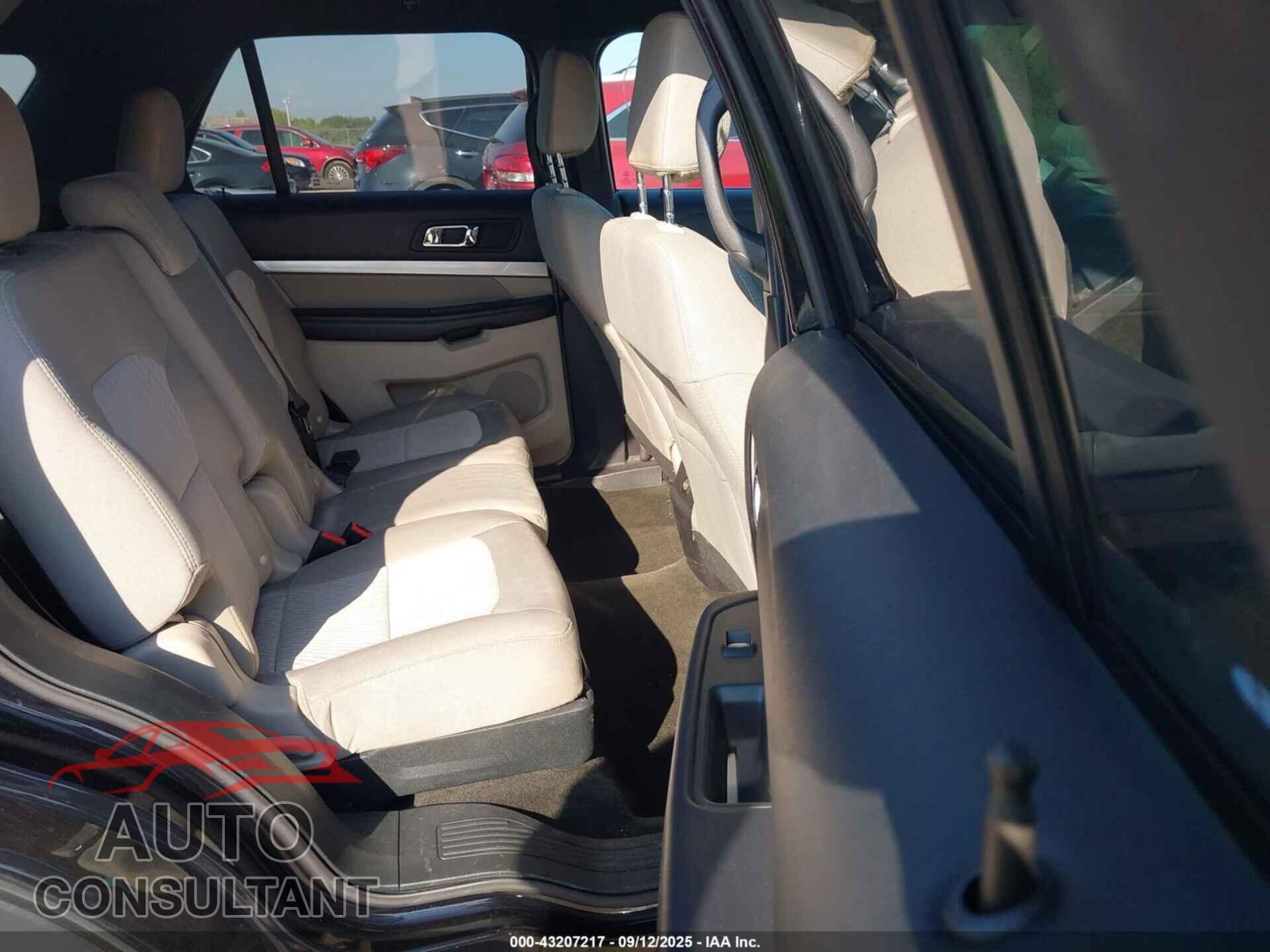 FORD EXPLORER 2018 - 1FM5K8BH7JGB11733