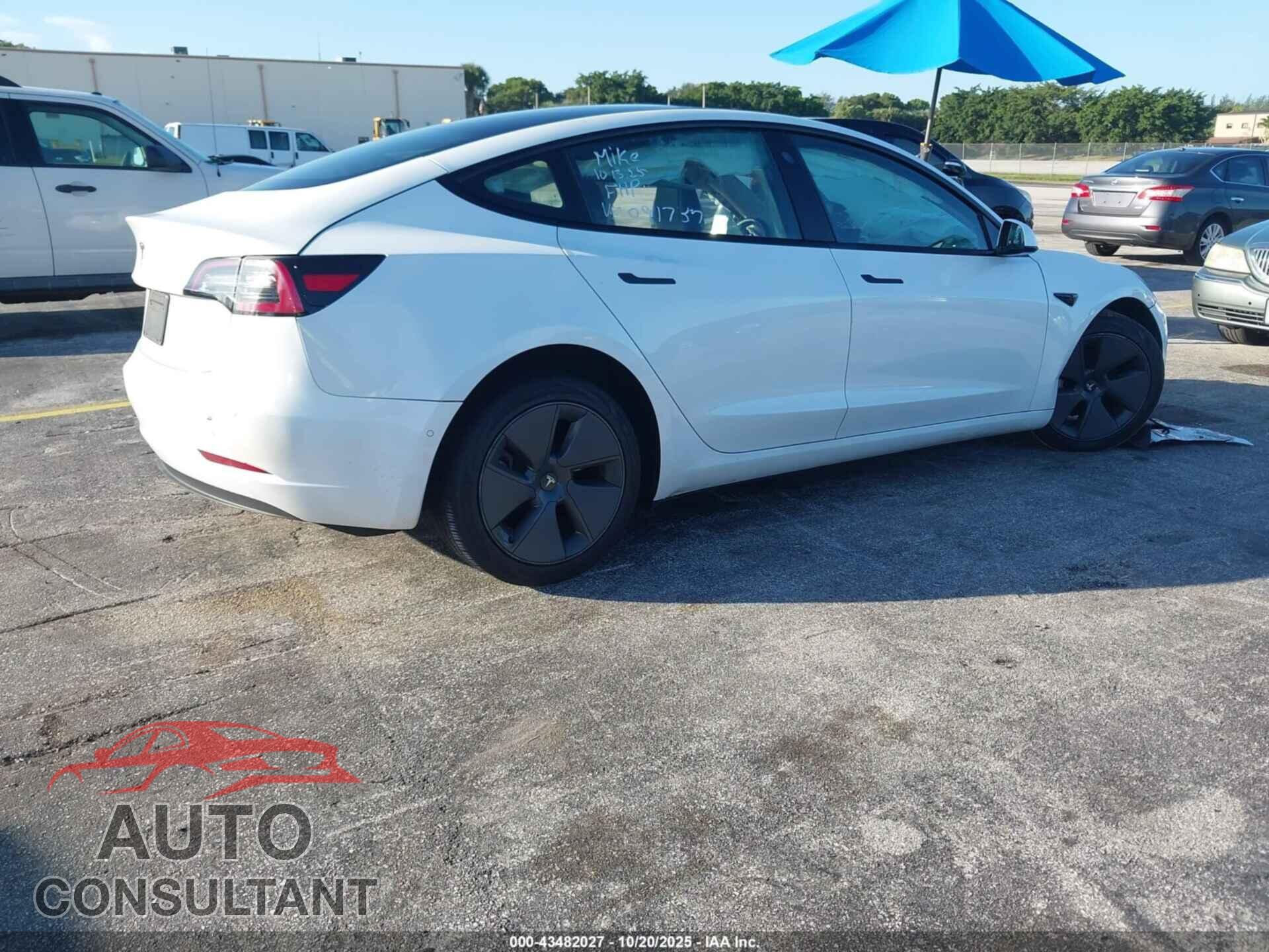 TESLA MODEL 3 2021 - 5YJ3E1EA2MF091737