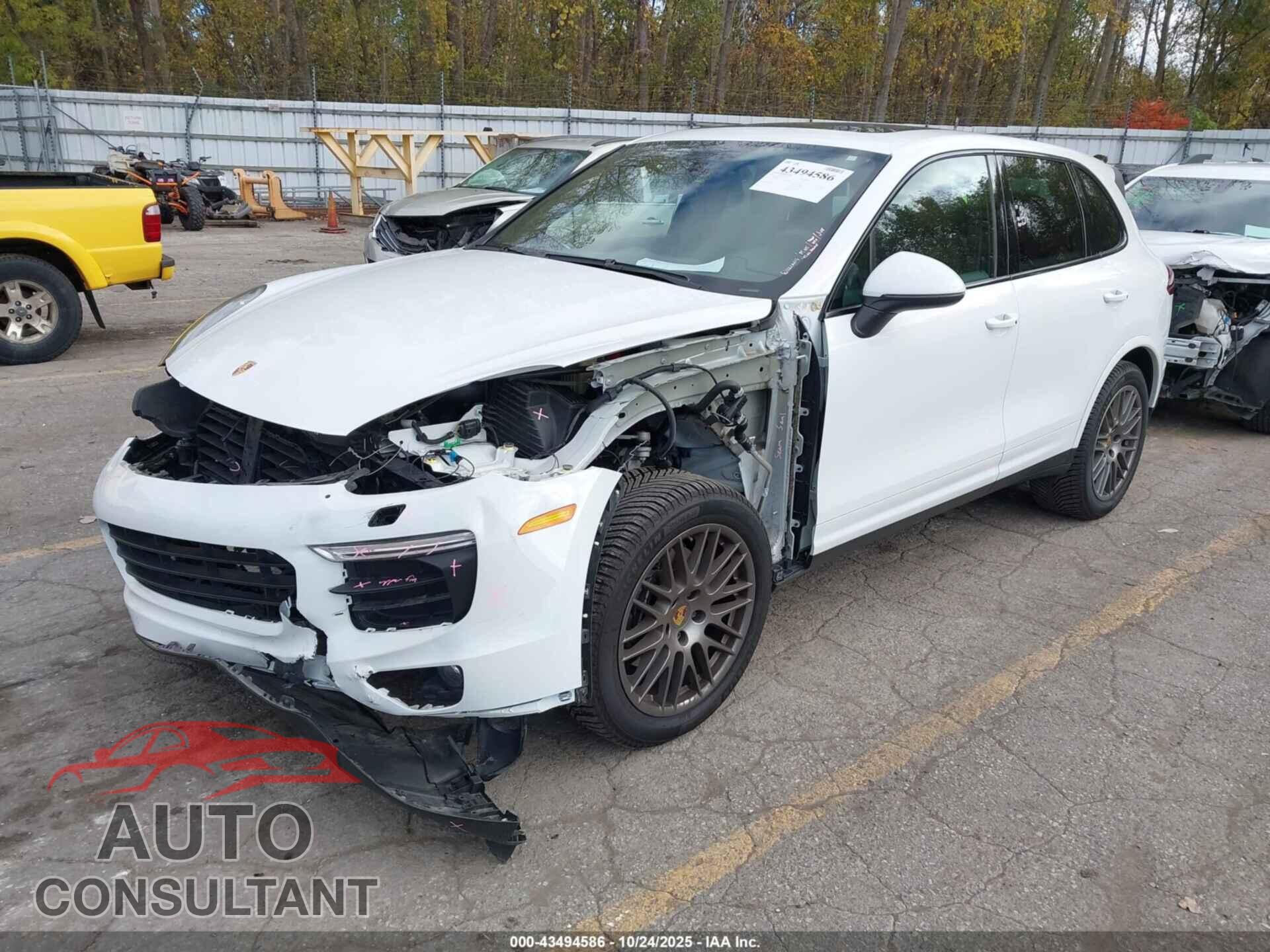 PORSCHE CAYENNE 2017 - WP1AA2A25HKA82870