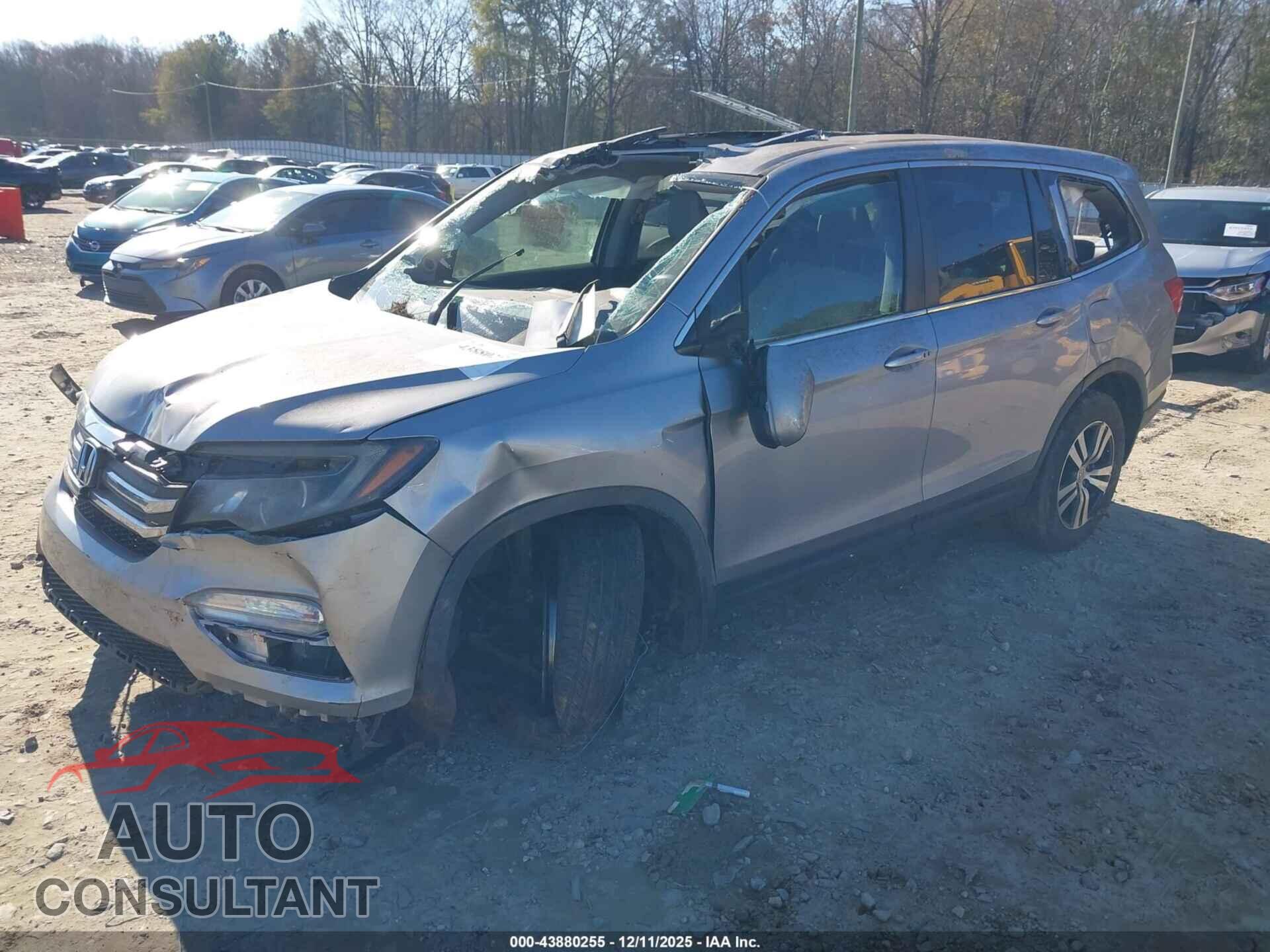 HONDA PILOT 2018 - 5FNYF5H50JB018564