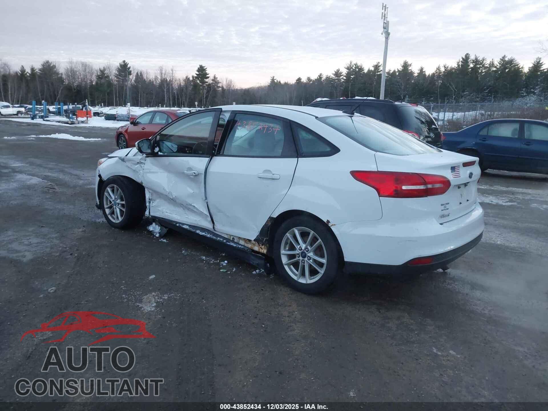FORD FOCUS 2015 - 1FADP3F27FL237654