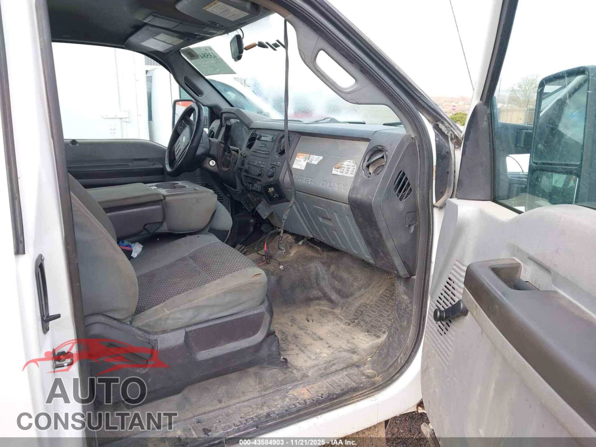 FORD F-250 2015 - 1FD7X2B60FEA48323
