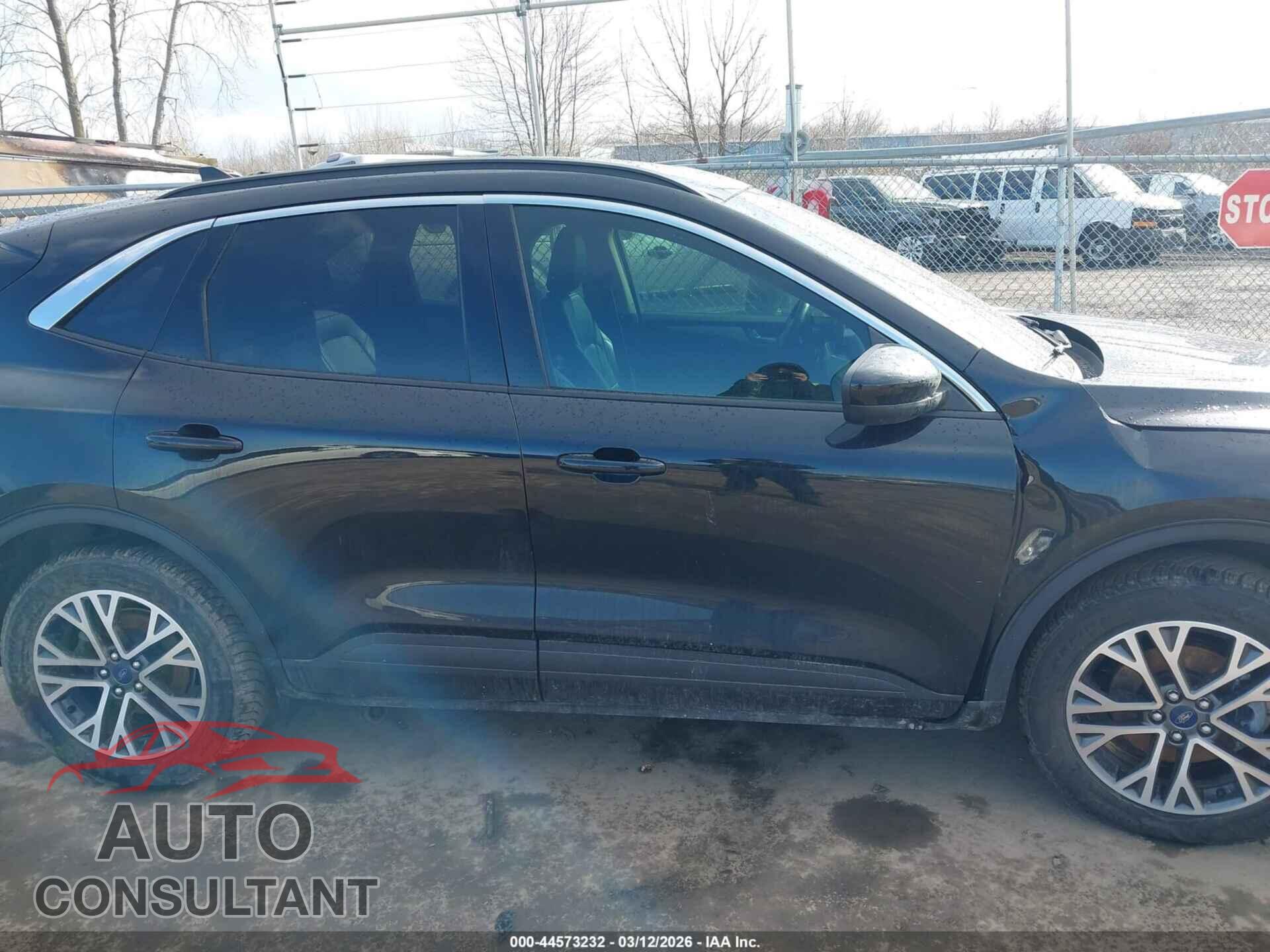 FORD ESCAPE 2020 - 1FMCU9H60LUA97546