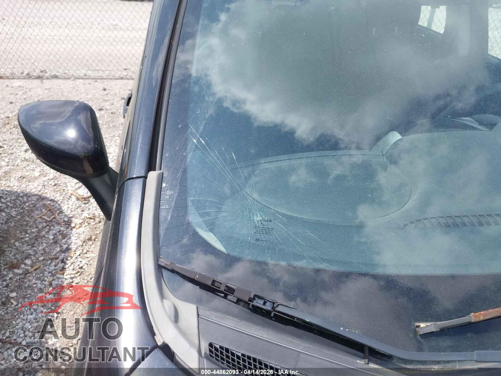 NISSAN VERSA NOTE 2015 - 3N1CE2CP7FL409355