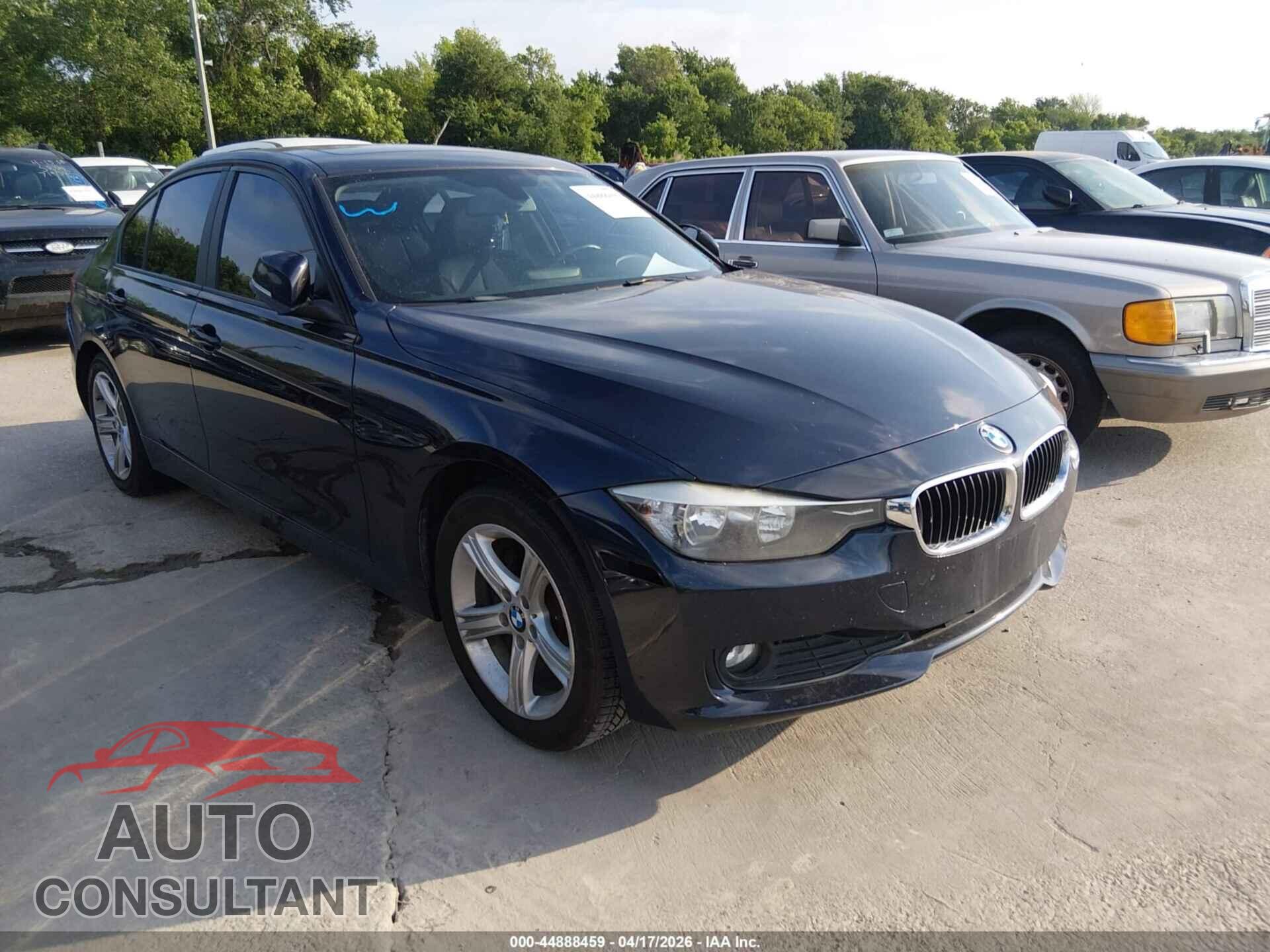 BMW 320I 2014 - WBA3C3G53ENS70757