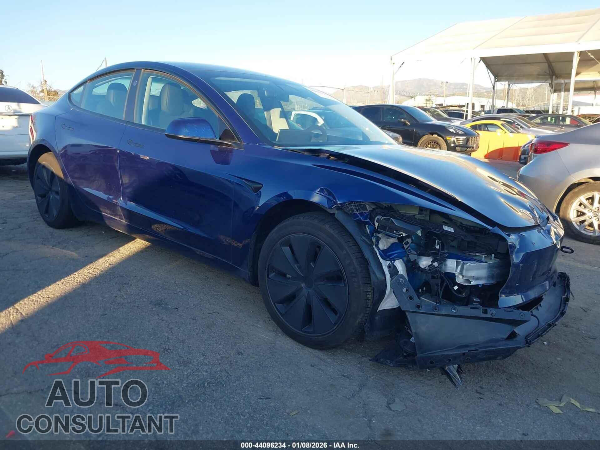TESLA MODEL 3 2024 - 5YJ3E1EA0RF847525