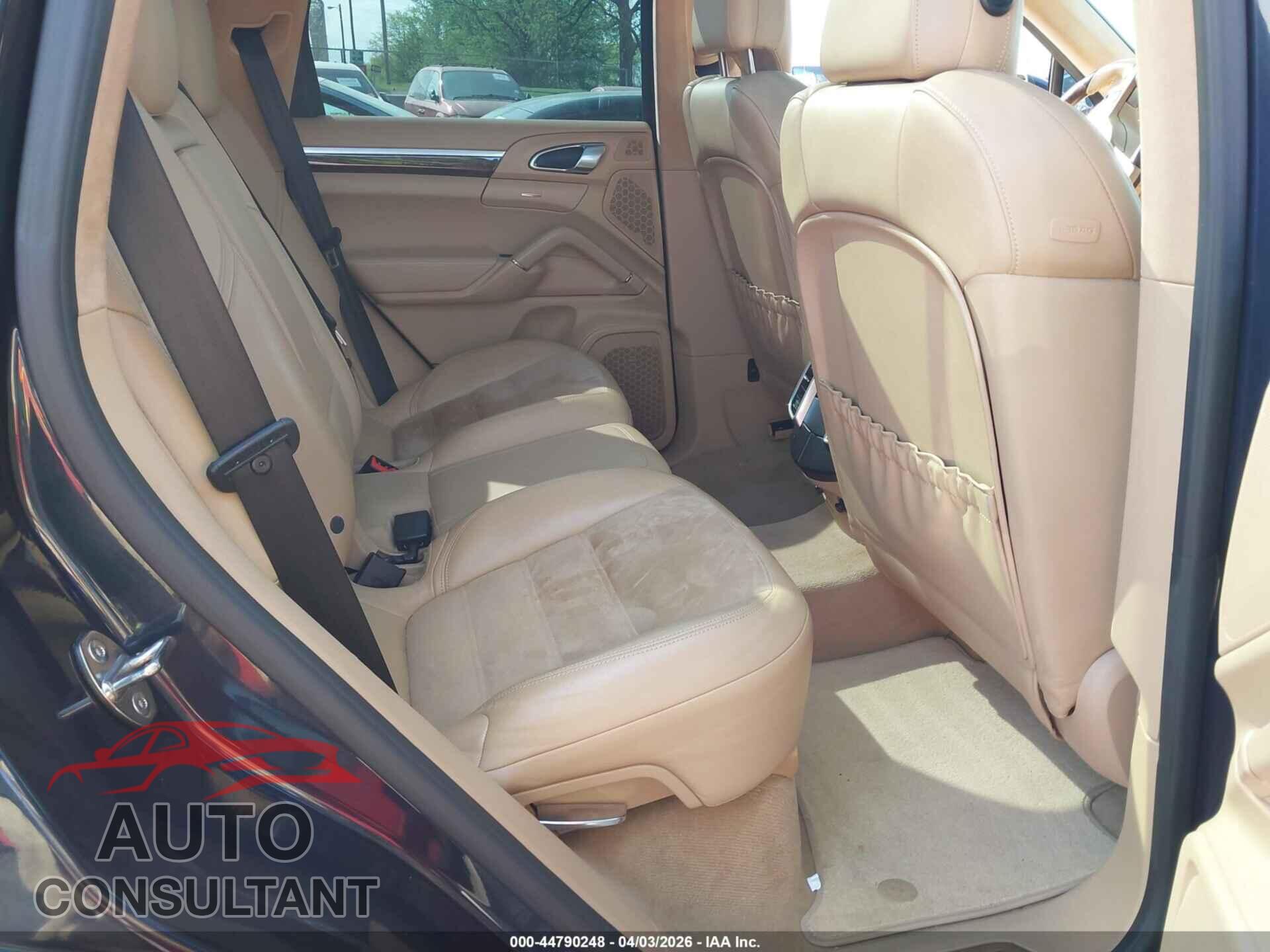 PORSCHE CAYENNE 2013 - WP1AD2A22DLA78349