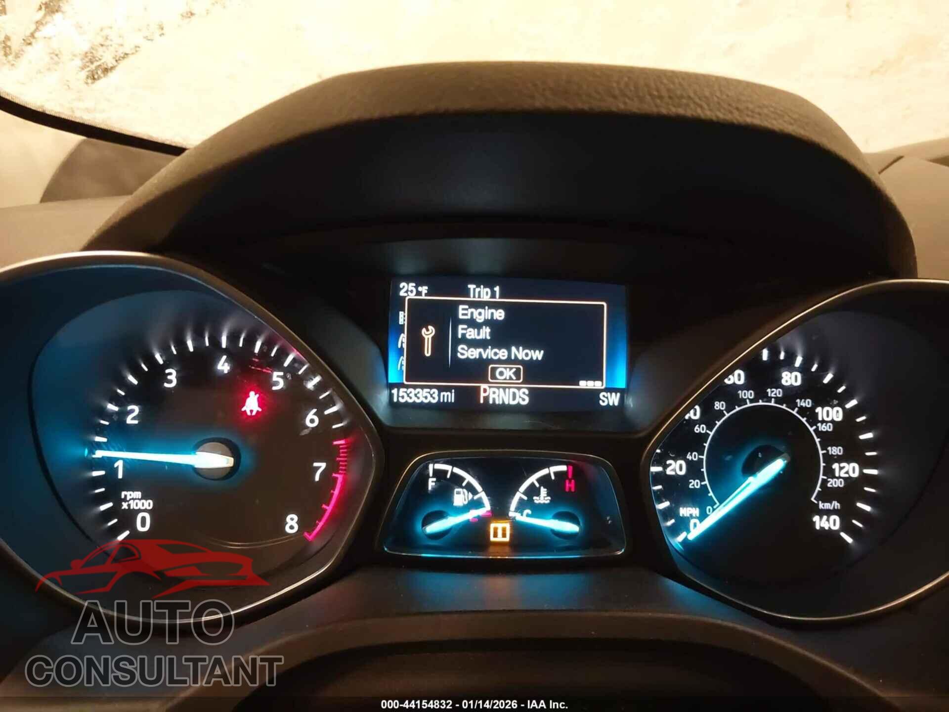 FORD ESCAPE 2017 - 1FMCU0F74HUD09735