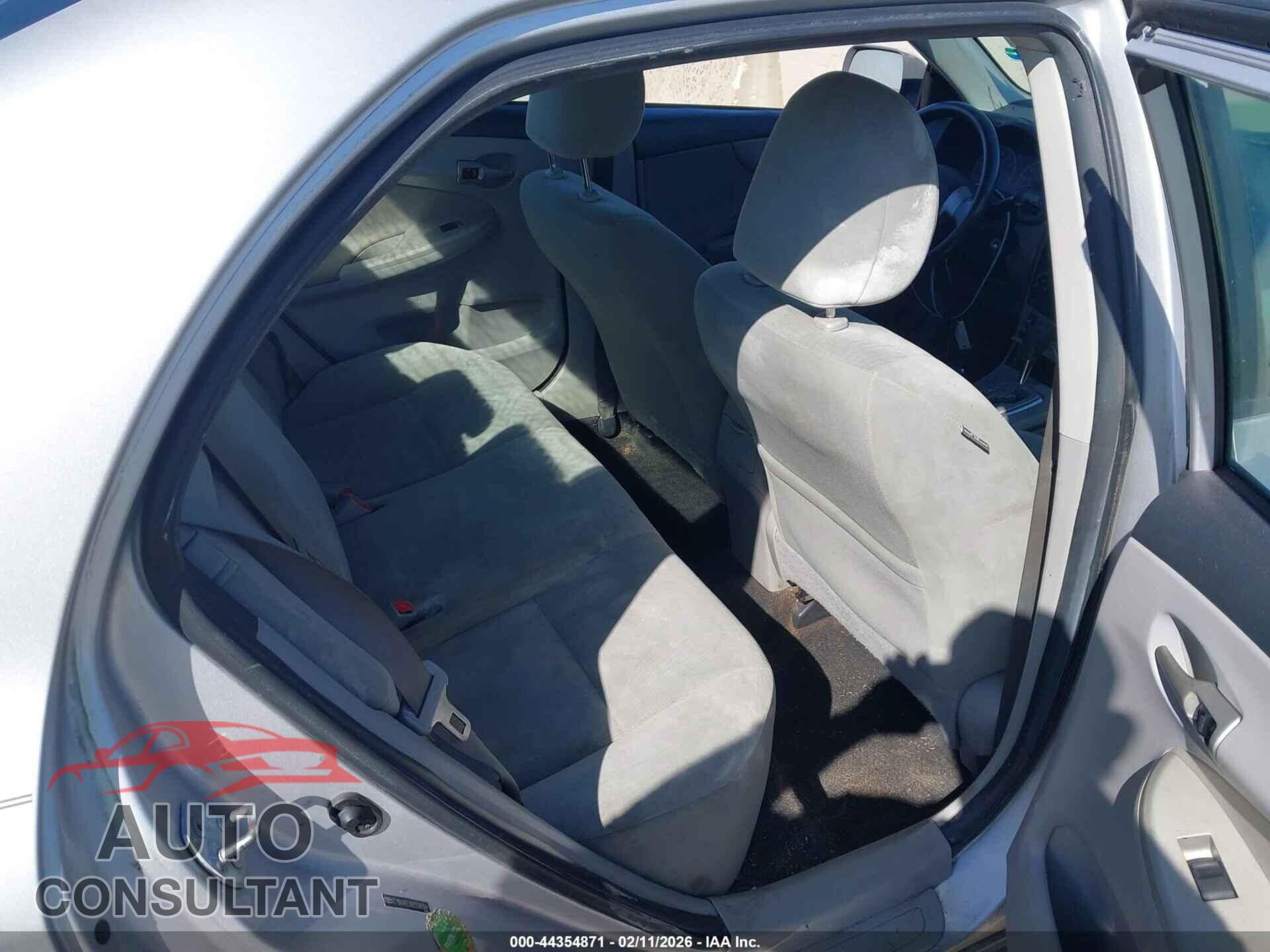 TOYOTA COROLLA 2011 - 2T1BU4EEXBC538206