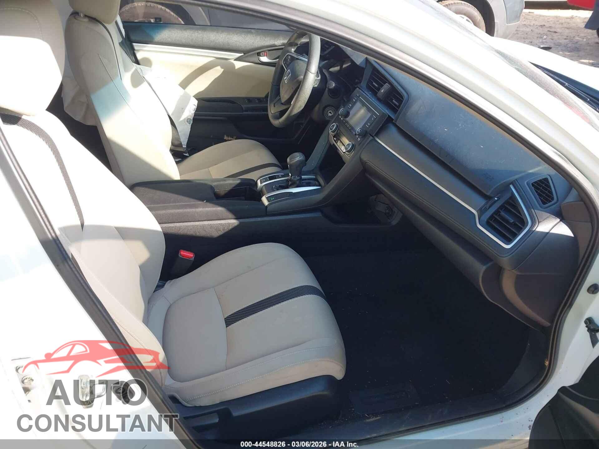 HONDA CIVIC 2017 - 2HGFC2F56HH552210