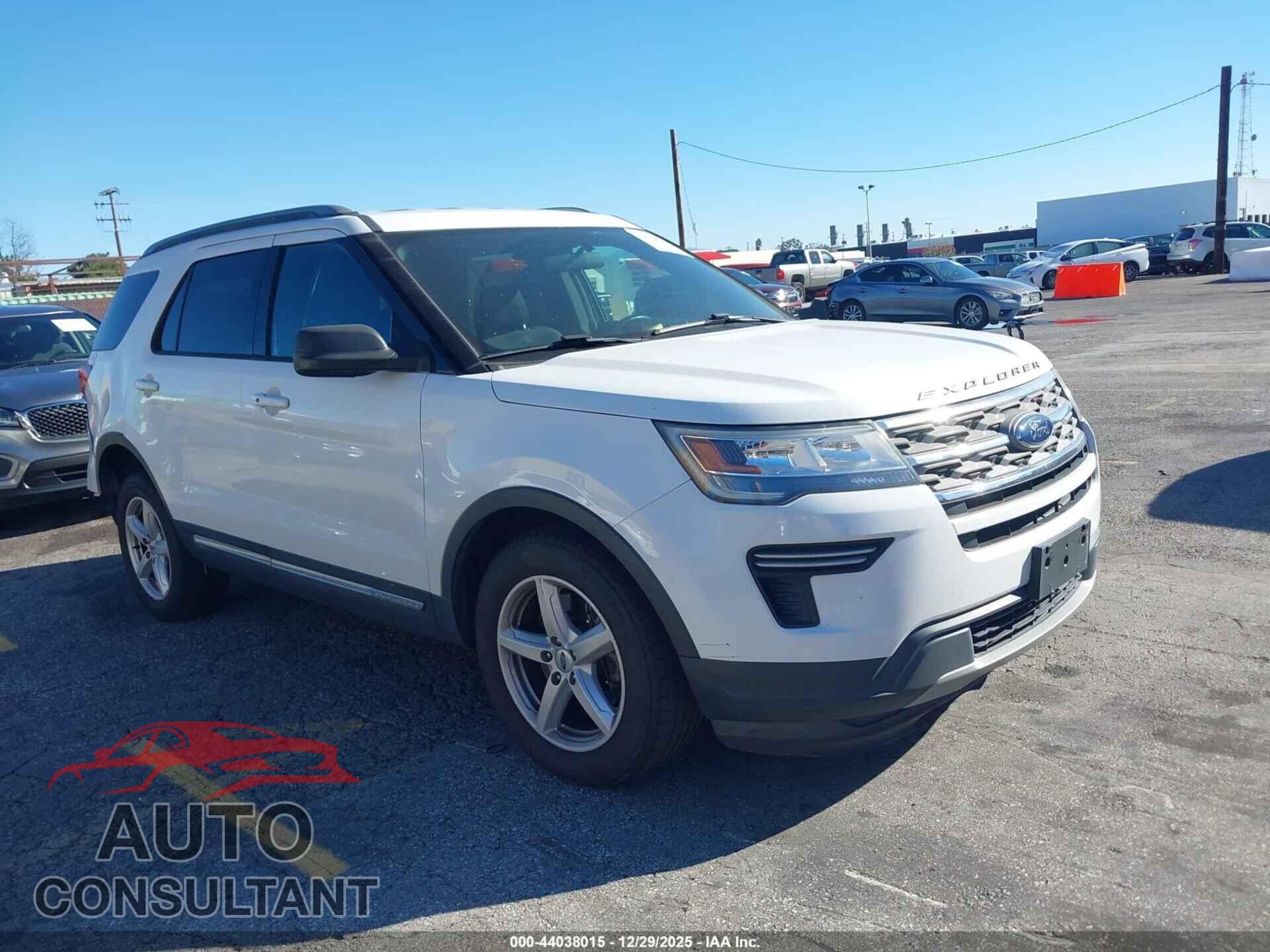 FORD EXPLORER 2018 - 1FM5K7D85JGB44236