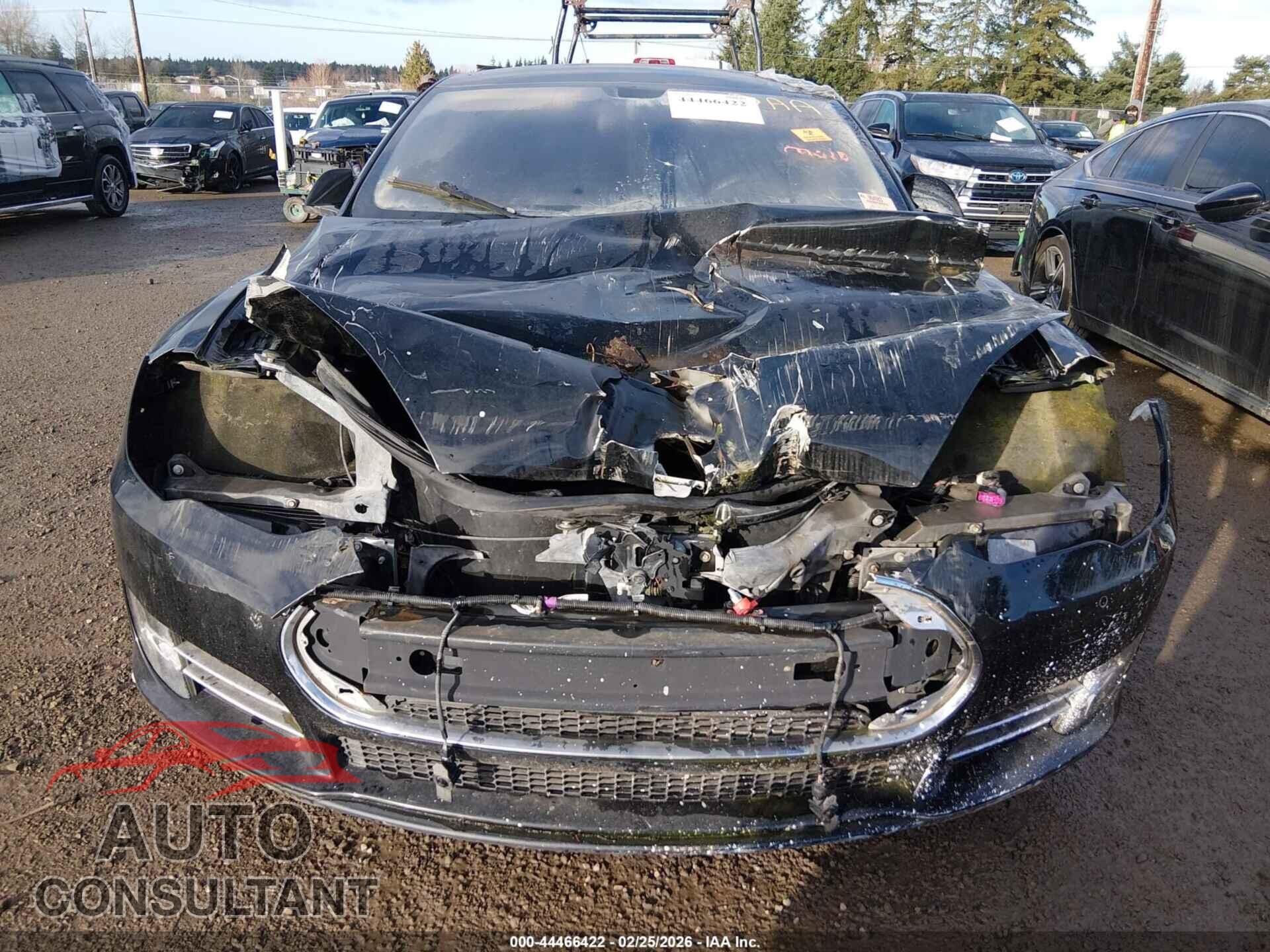 TESLA MODEL S 2014 - 5YJSA1S17EFP30384