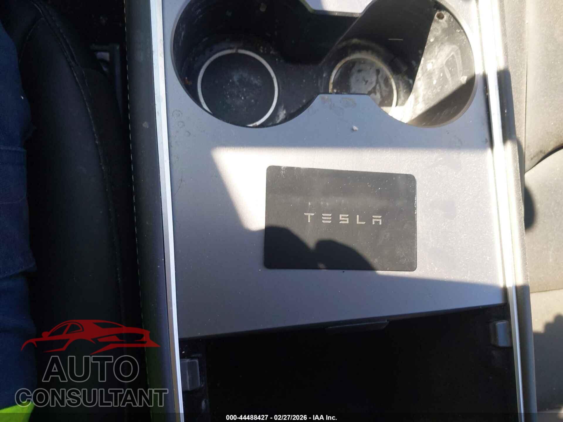 TESLA MODEL 3 2023 - 5YJ3E1EA2PF697642