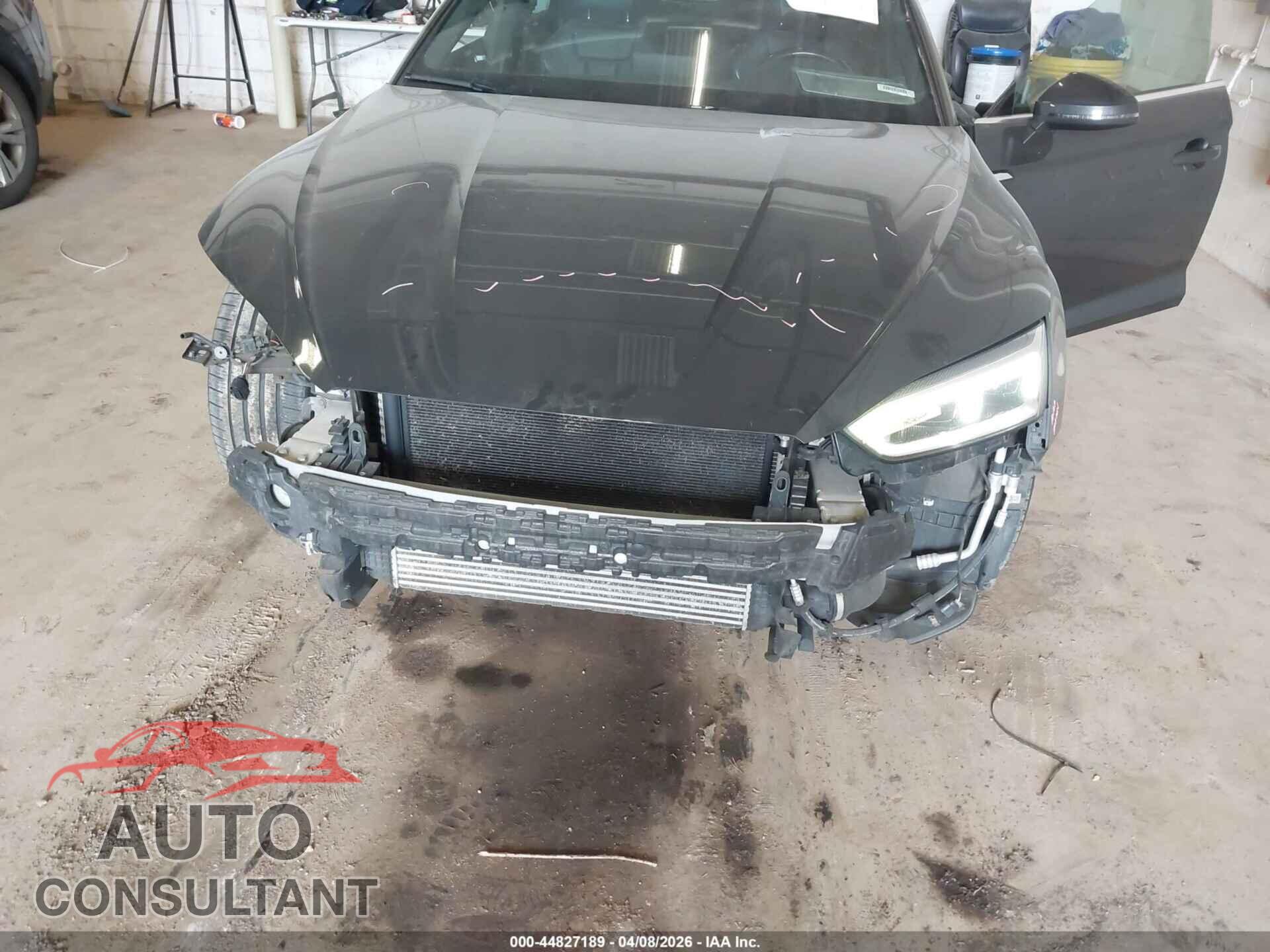 AUDI A5 2018 - WAUENCF5XJA084624