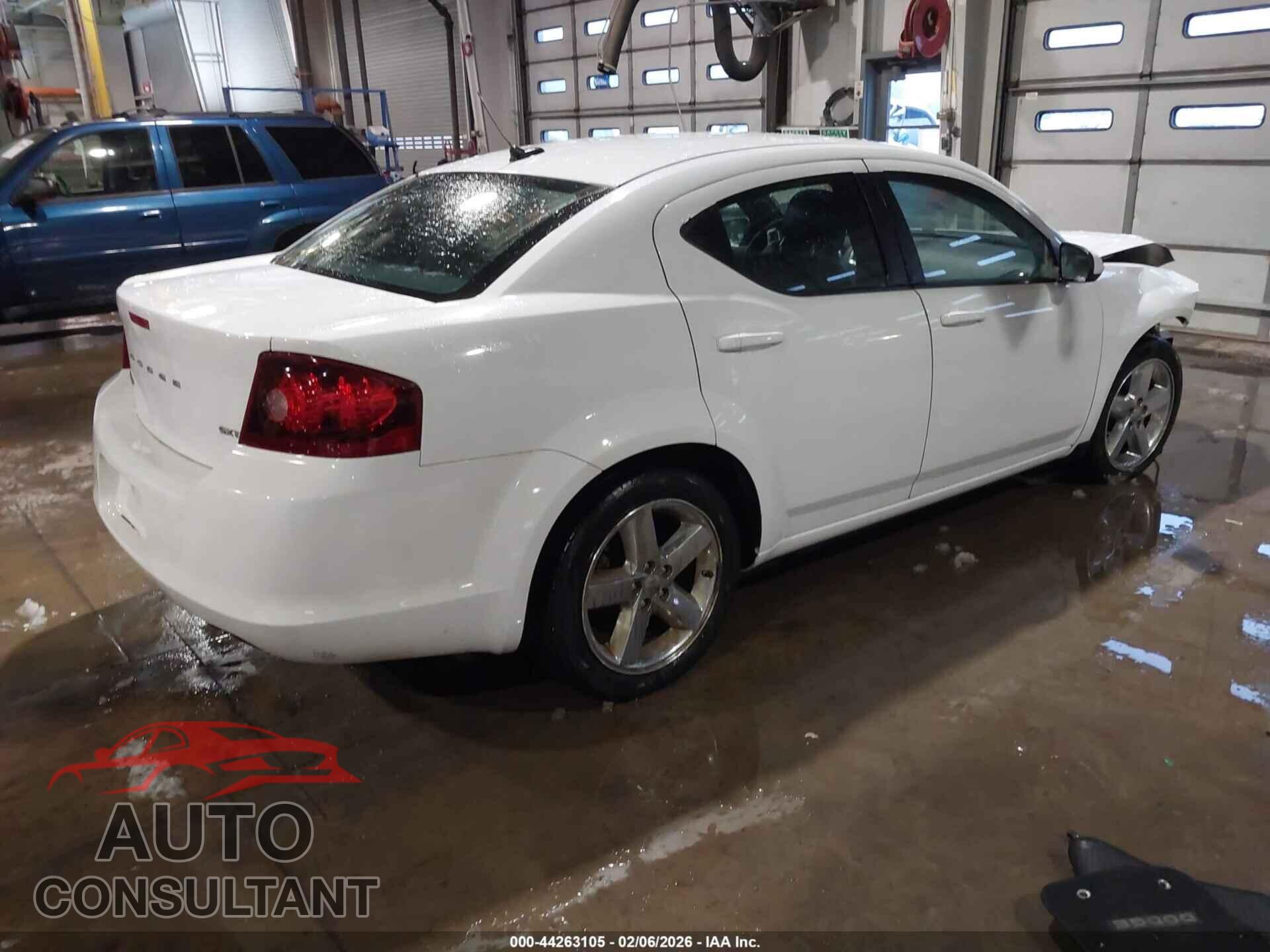 DODGE AVENGER 2013 - 1C3CDZCB5DN557079