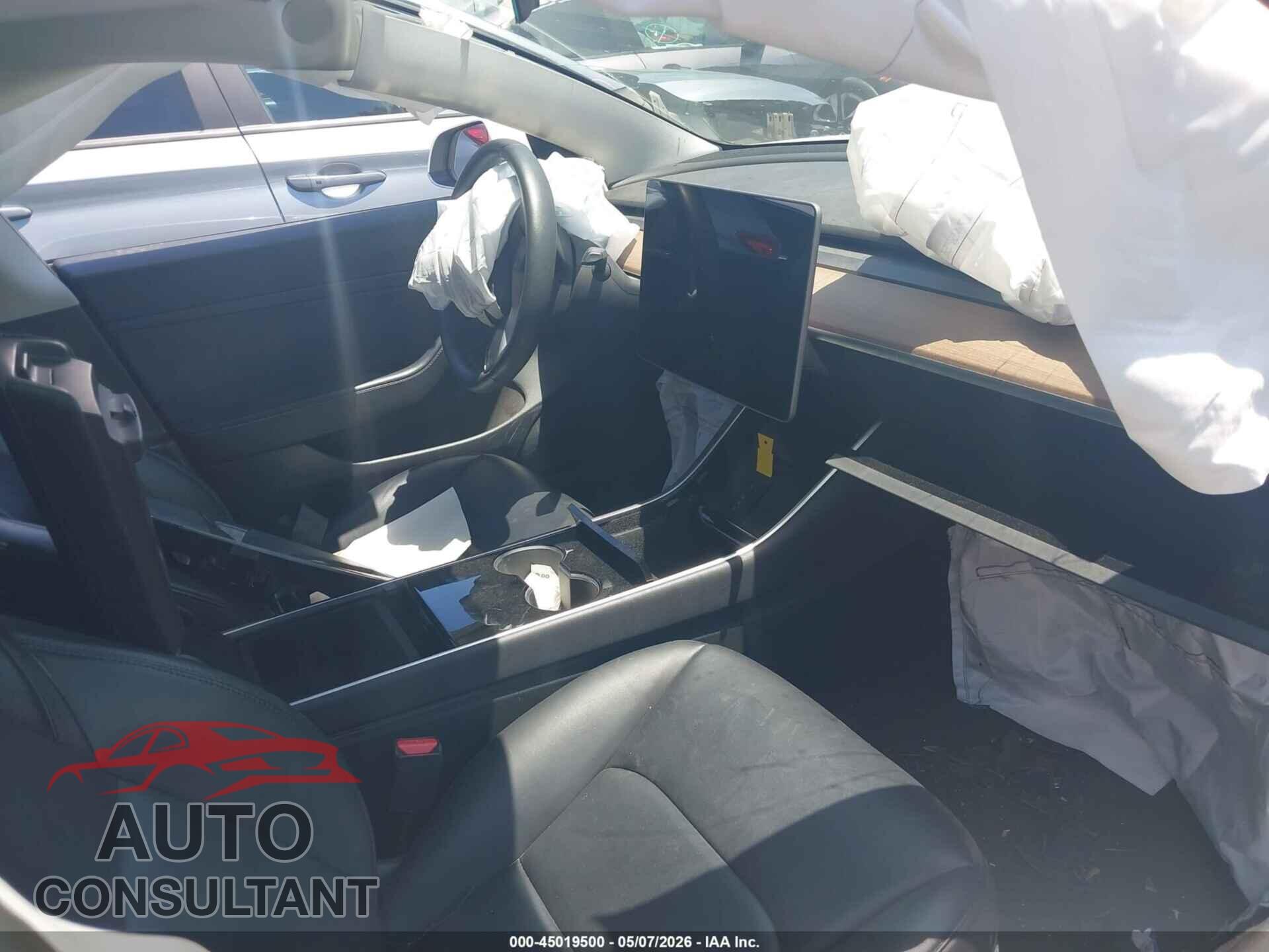 TESLA MODEL 3 2020 - 5YJ3E1EA2LF670077