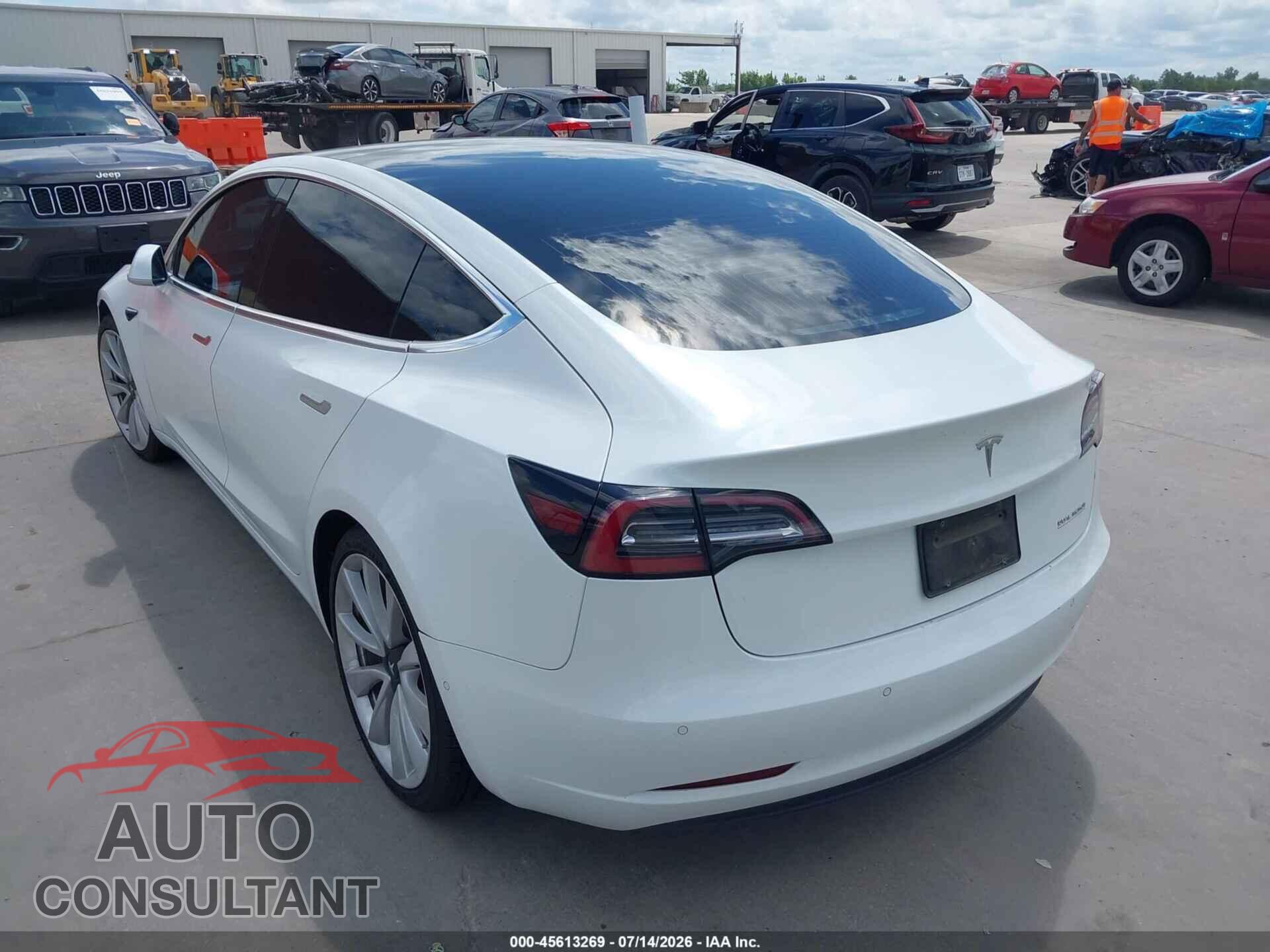 TESLA MODEL 3 2019 - 5YJ3E1EB6KF487515
