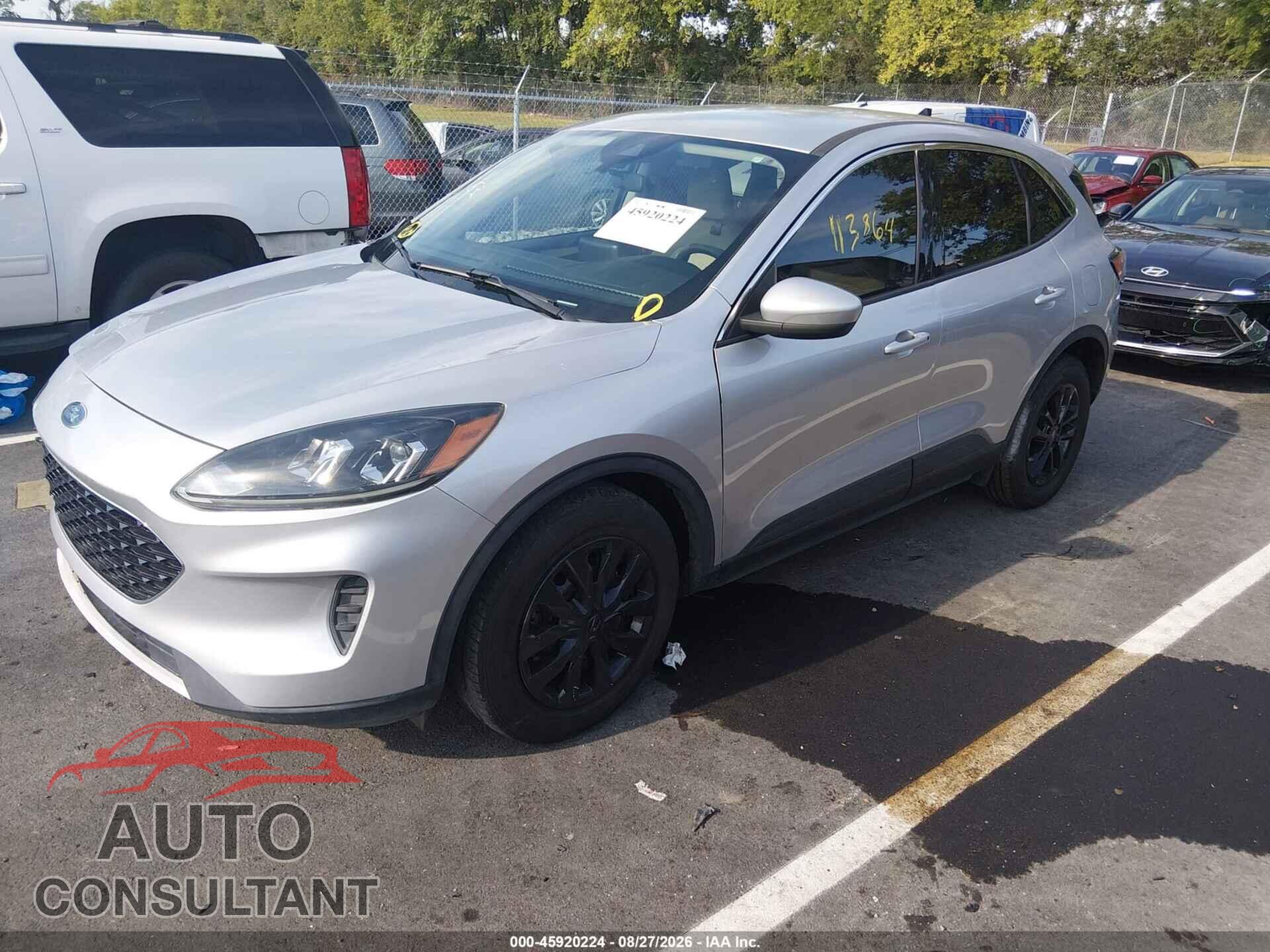 FORD ESCAPE 2020 - 1FMCU0G63LUA81578