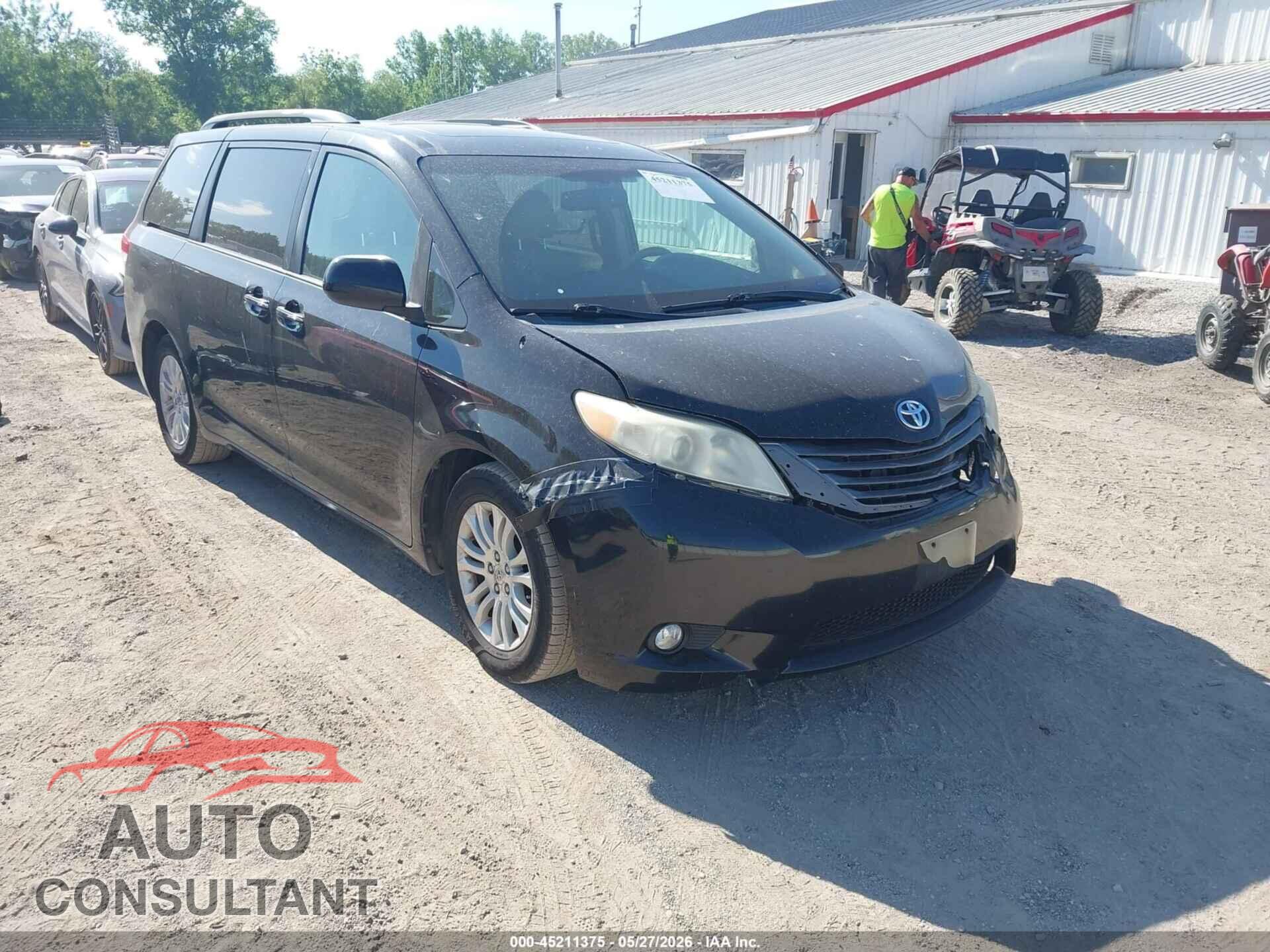 TOYOTA SIENNA 2013 - 5TDYK3DC3DS329054