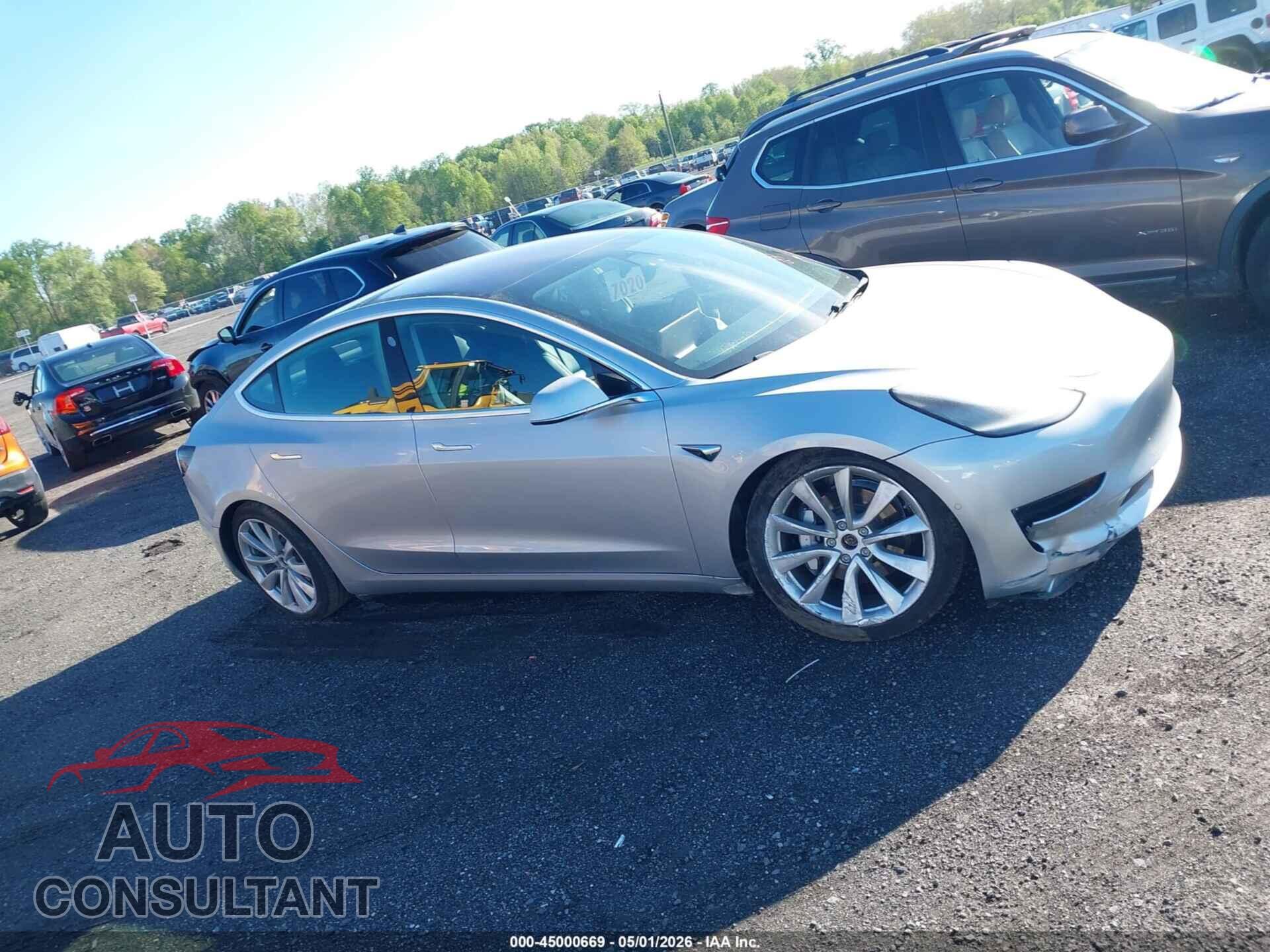 TESLA MODEL 3 2018 - 5YJ3E1EB9JF087592
