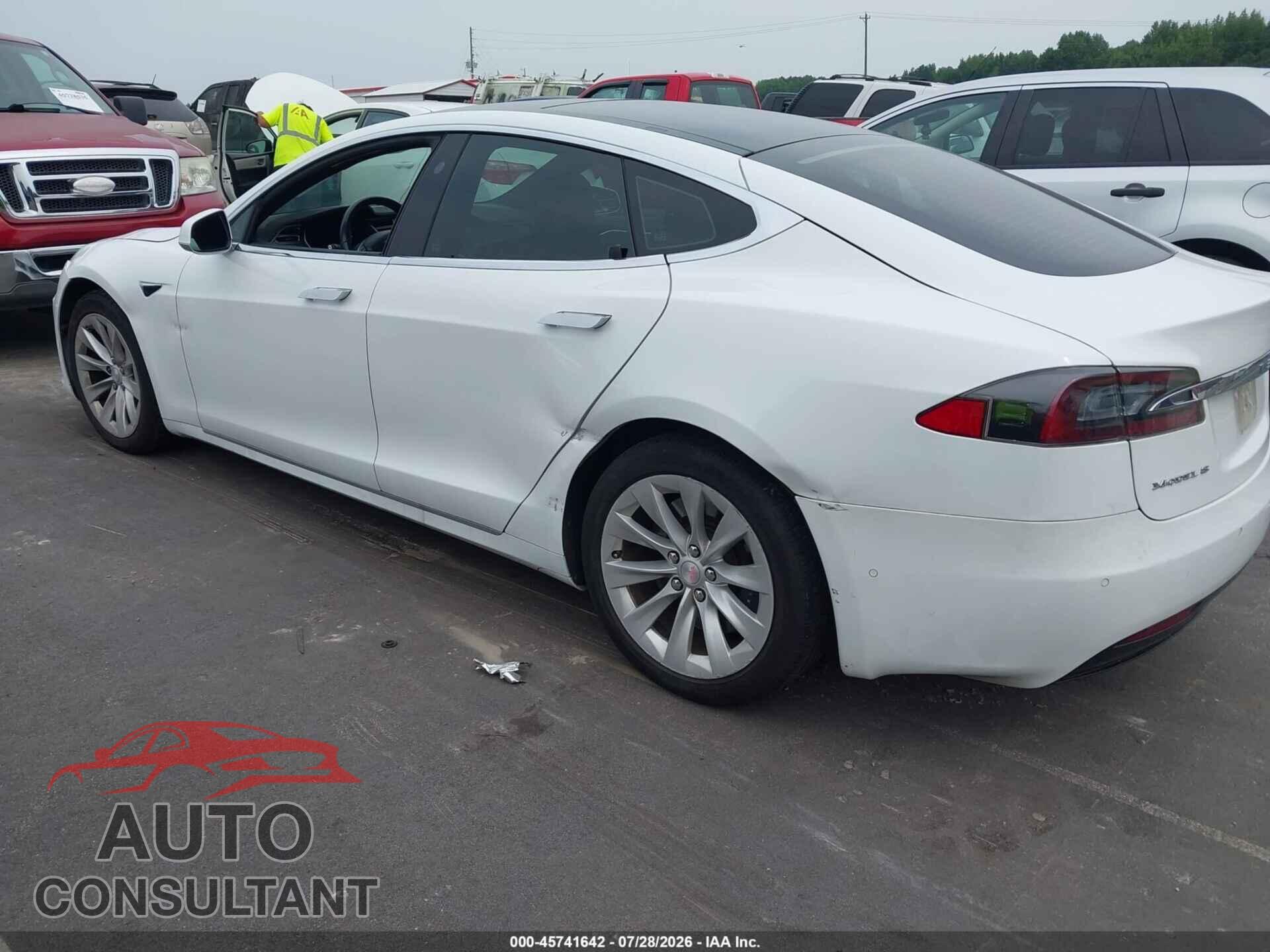 TESLA MODEL S 2017 - 5YJSA1E25HF190686