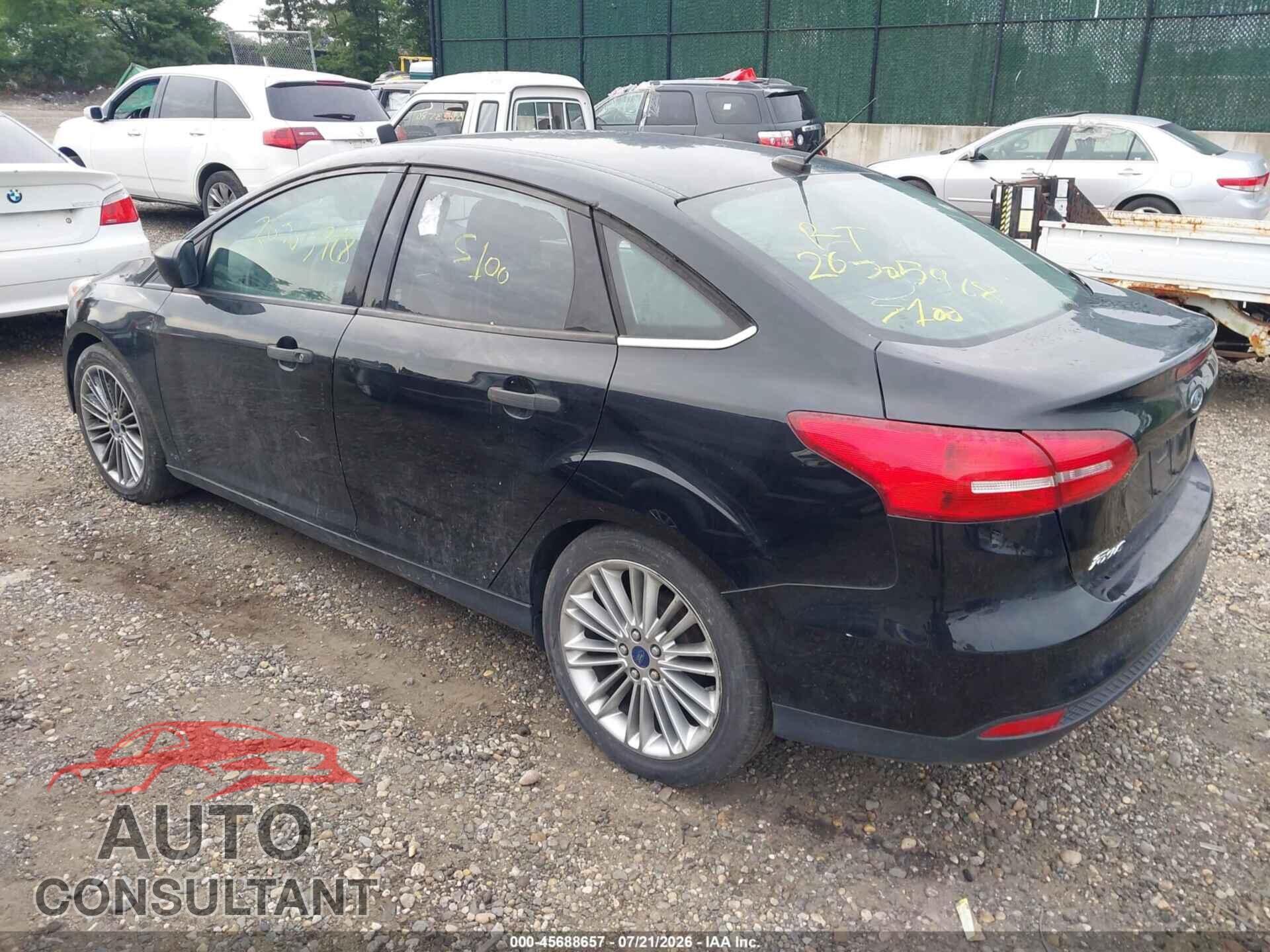 FORD FOCUS 2017 - 1FADP3E23HL281865