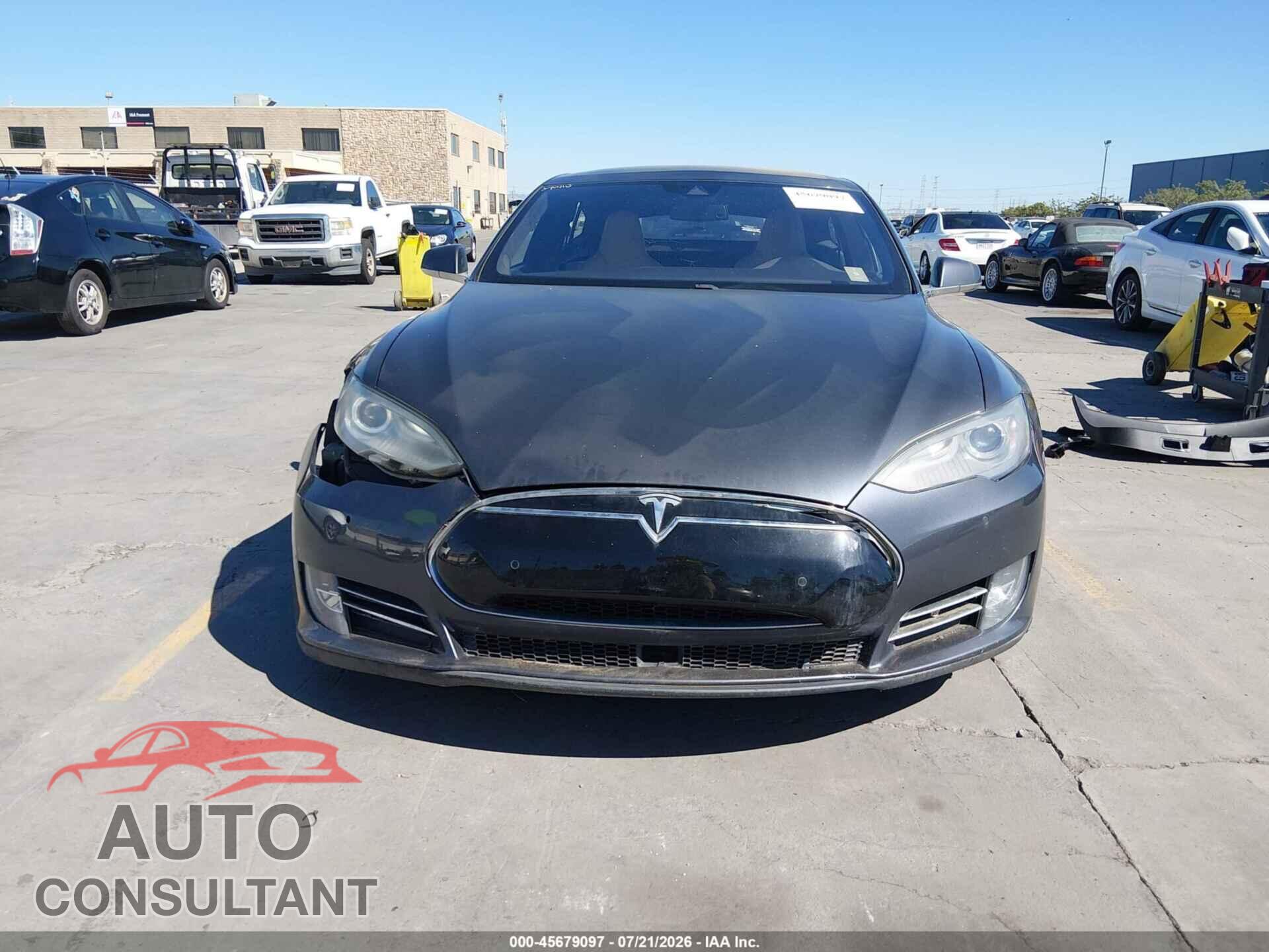 TESLA MODEL S 2015 - 5YJSA1E44FF103892