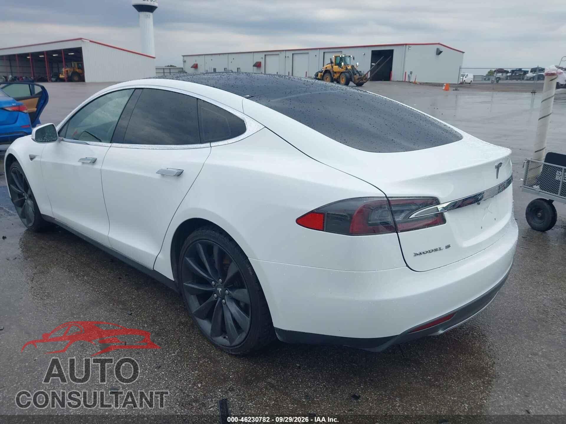 TESLA MODEL S 2014 - 5YJSA1S19EFP52435