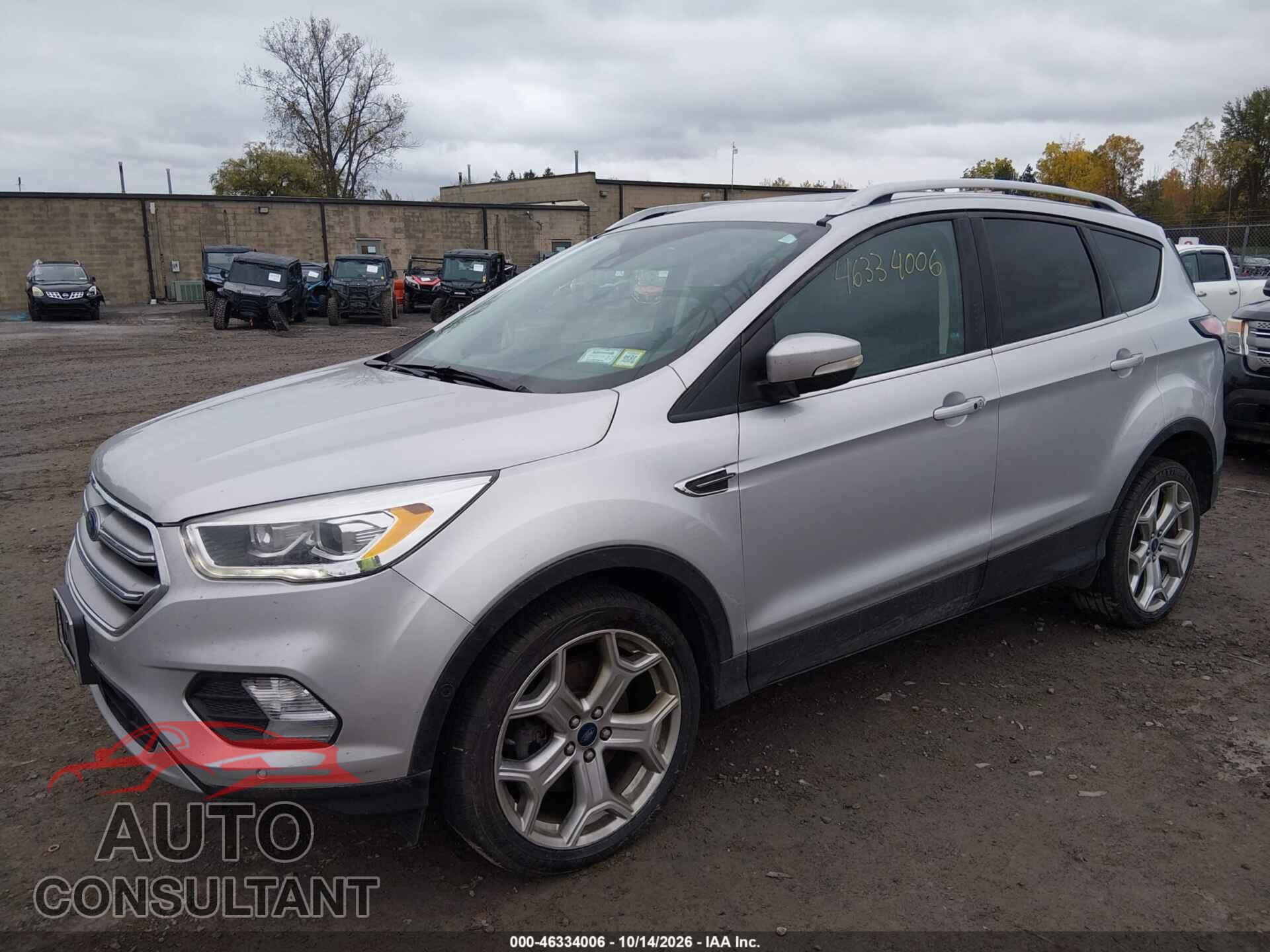 FORD ESCAPE 2017 - 1FMCU9J91HUF01336