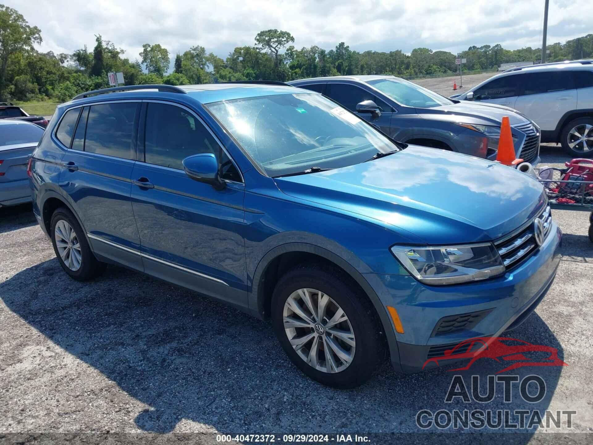 VOLKSWAGEN TIGUAN 2018 - 3VV3B7AX6JM046881