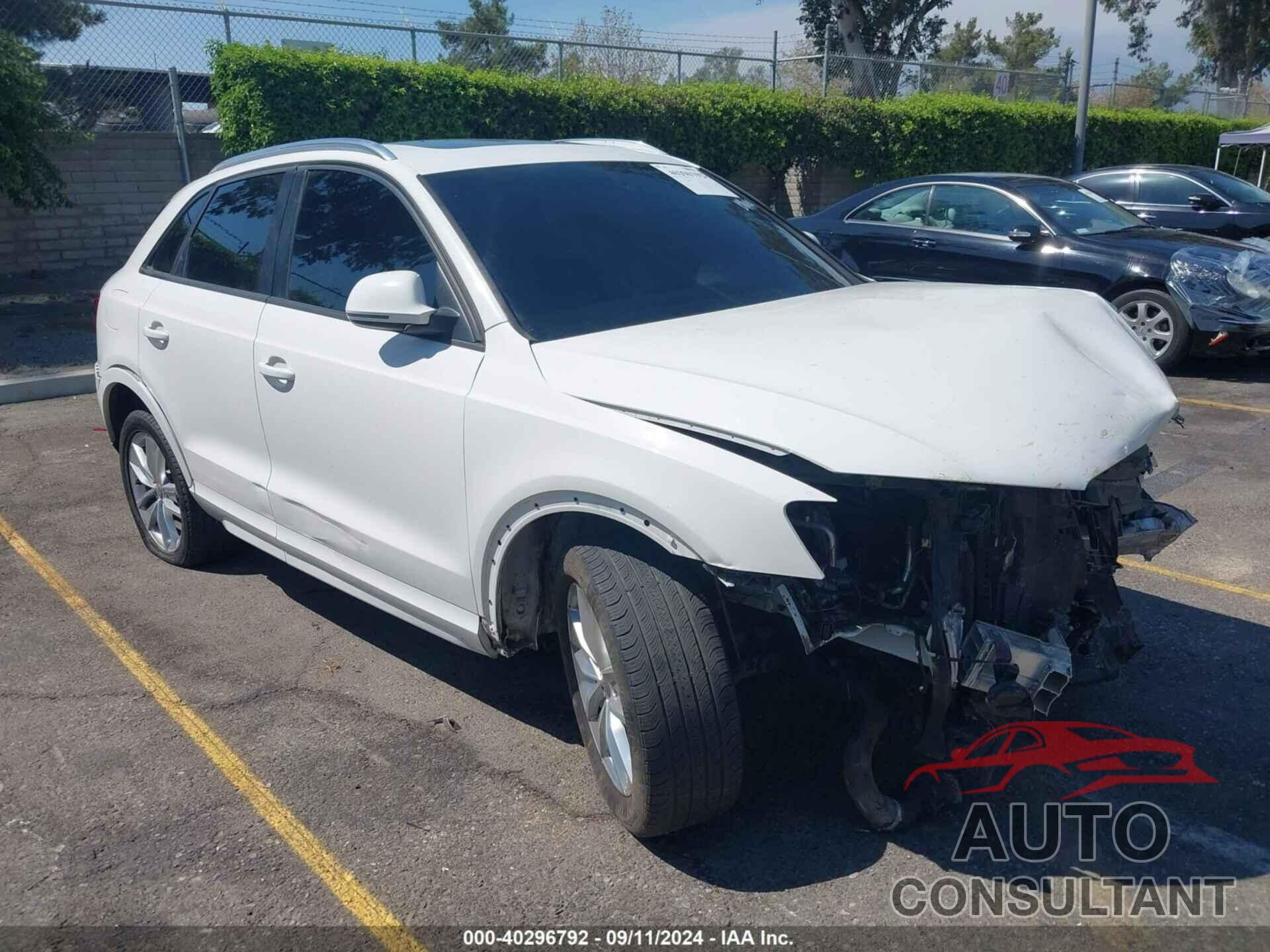 AUDI Q3 2017 - WA1ECCFS5HR008412