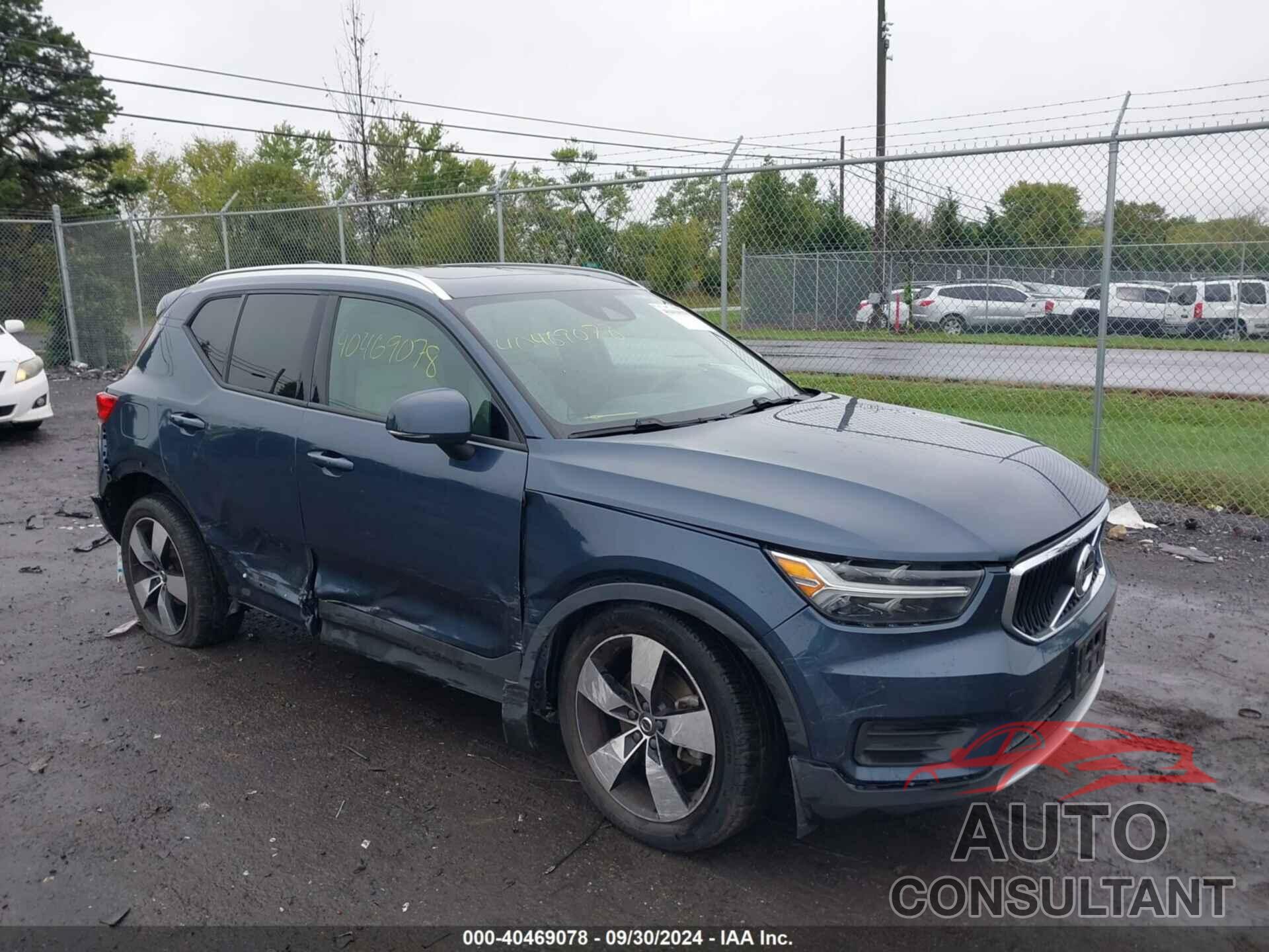 VOLVO XC40 2022 - YV4162UK6N2699394