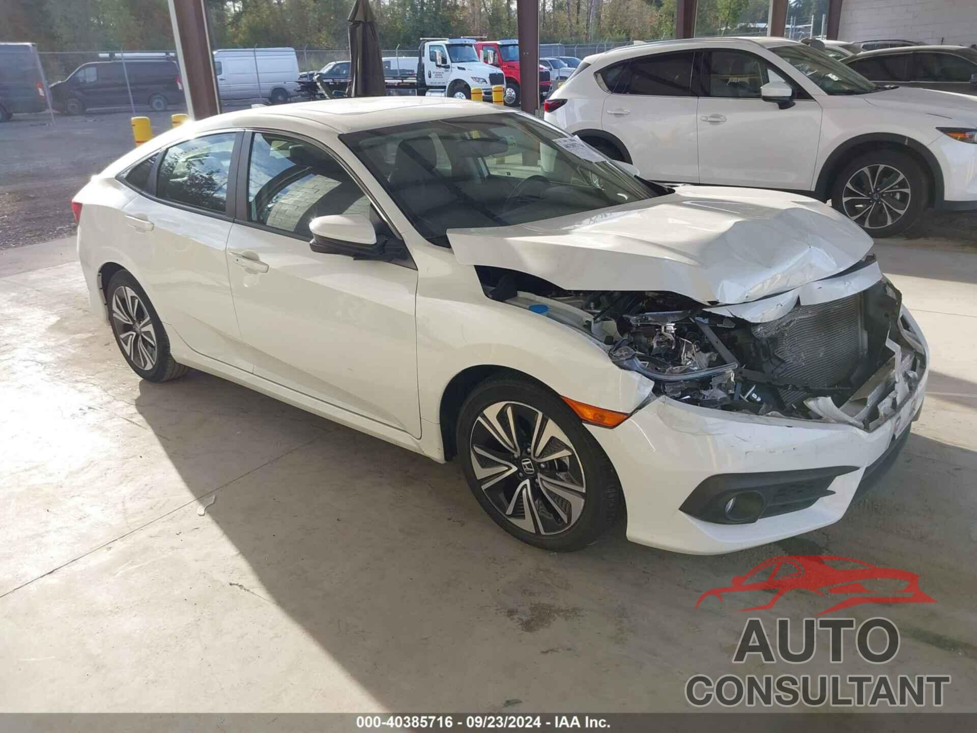 HONDA CIVIC 2018 - JHMFC1F76JX002418