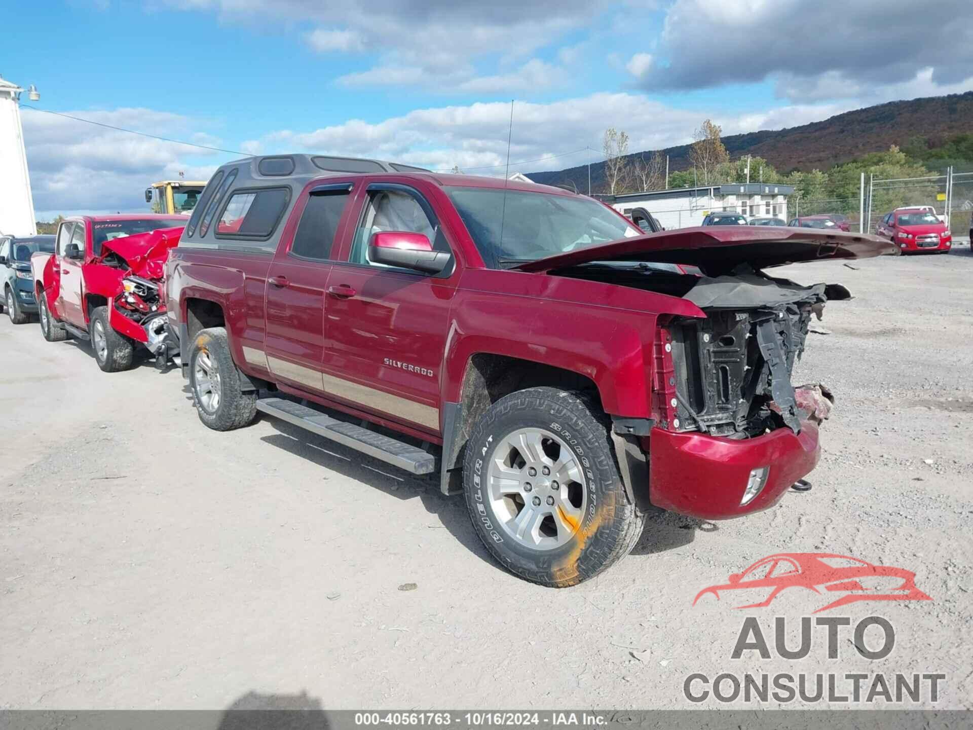 CHEVROLET SILVERADO 1500 2018 - 1GCVKREC4JZ222383
