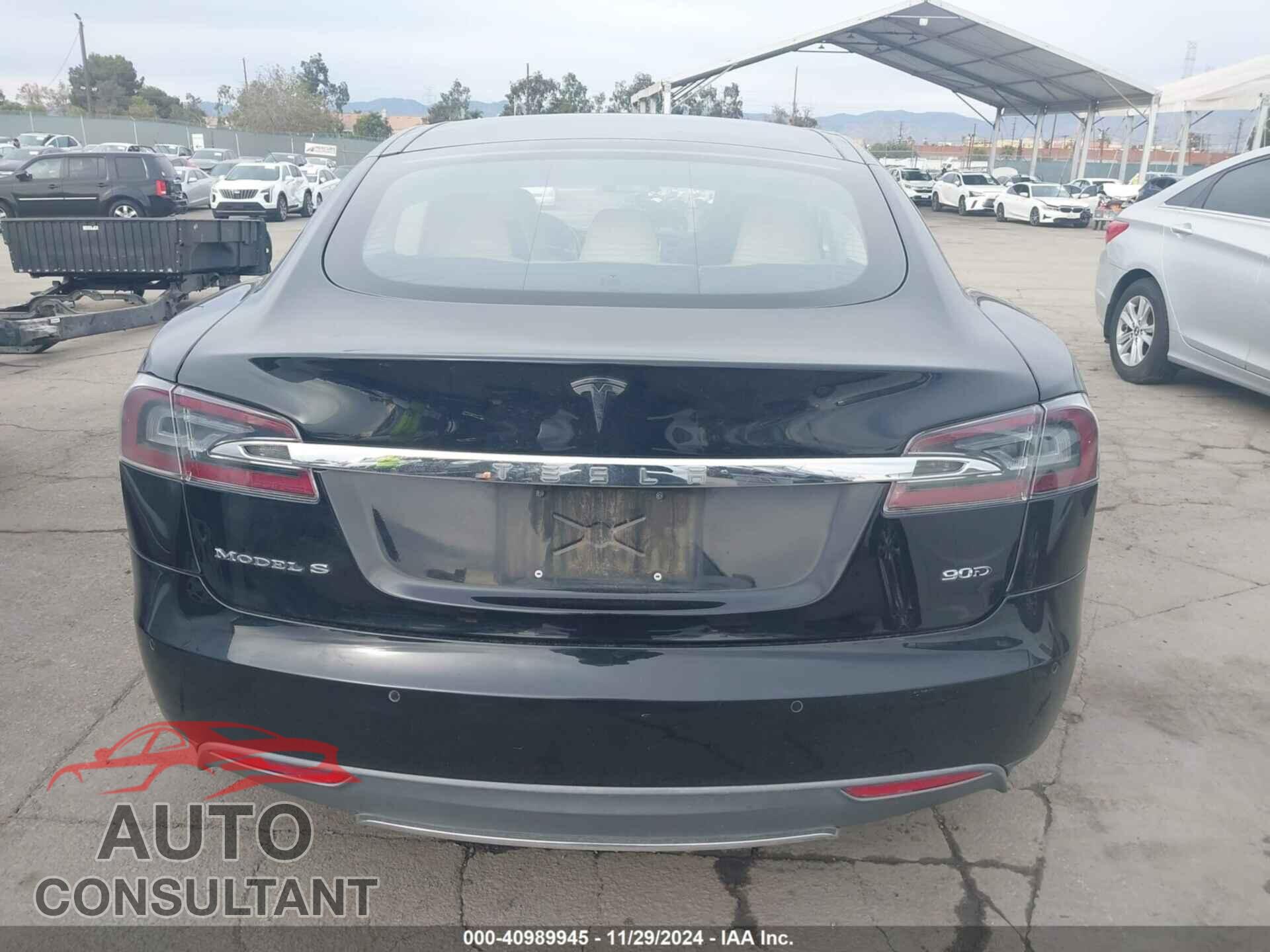 TESLA MODEL S 2015 - 5YJSA1E29FF105930