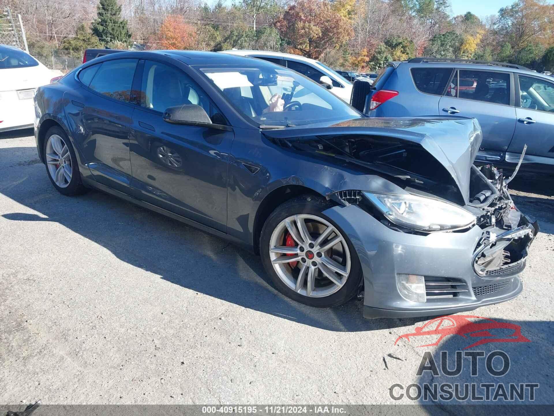 TESLA MODEL S 2013 - 5YJSA1DP7DFP11737