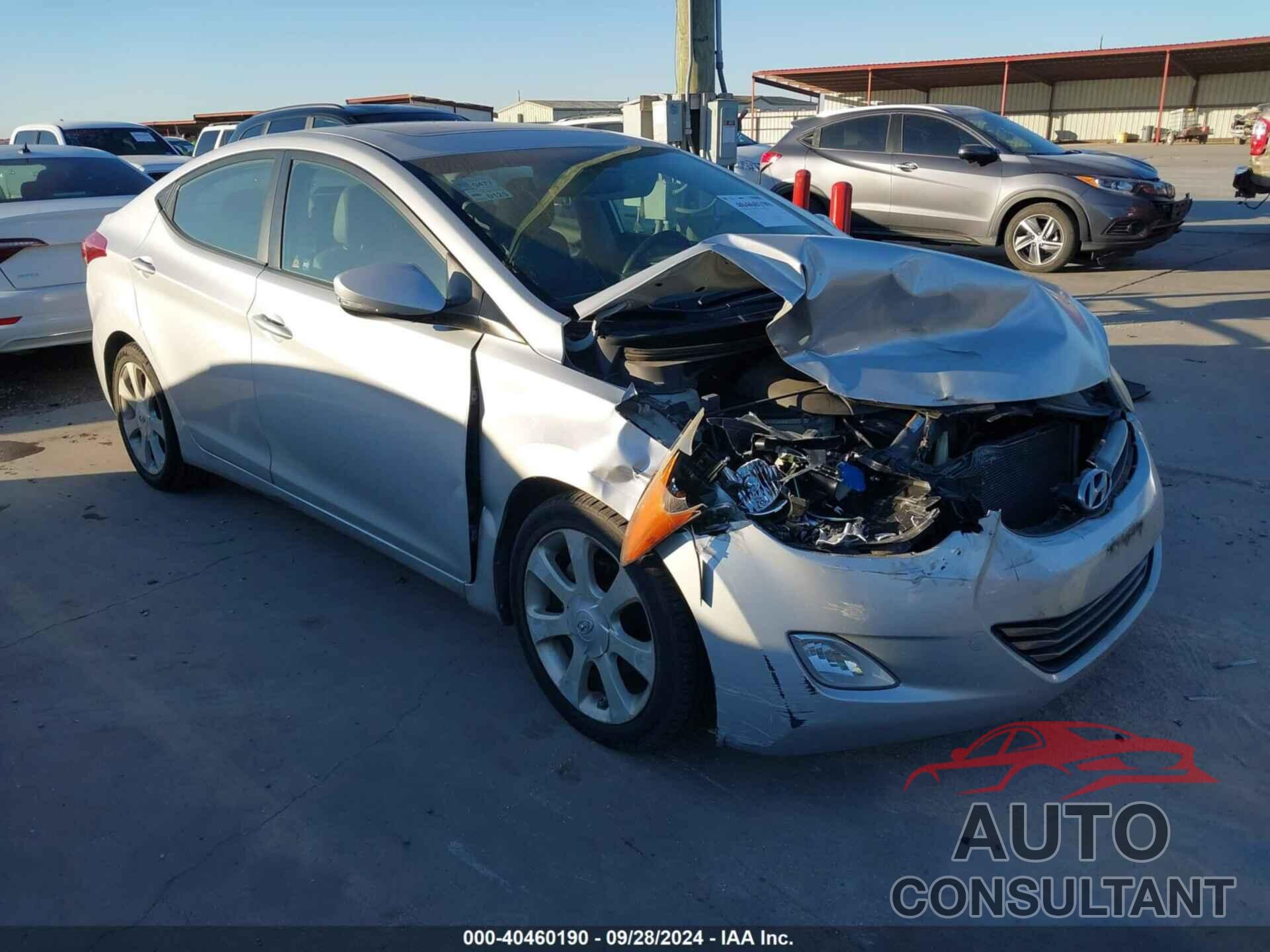 HYUNDAI ELANTRA 2011 - KMHDH4AE5BU117768