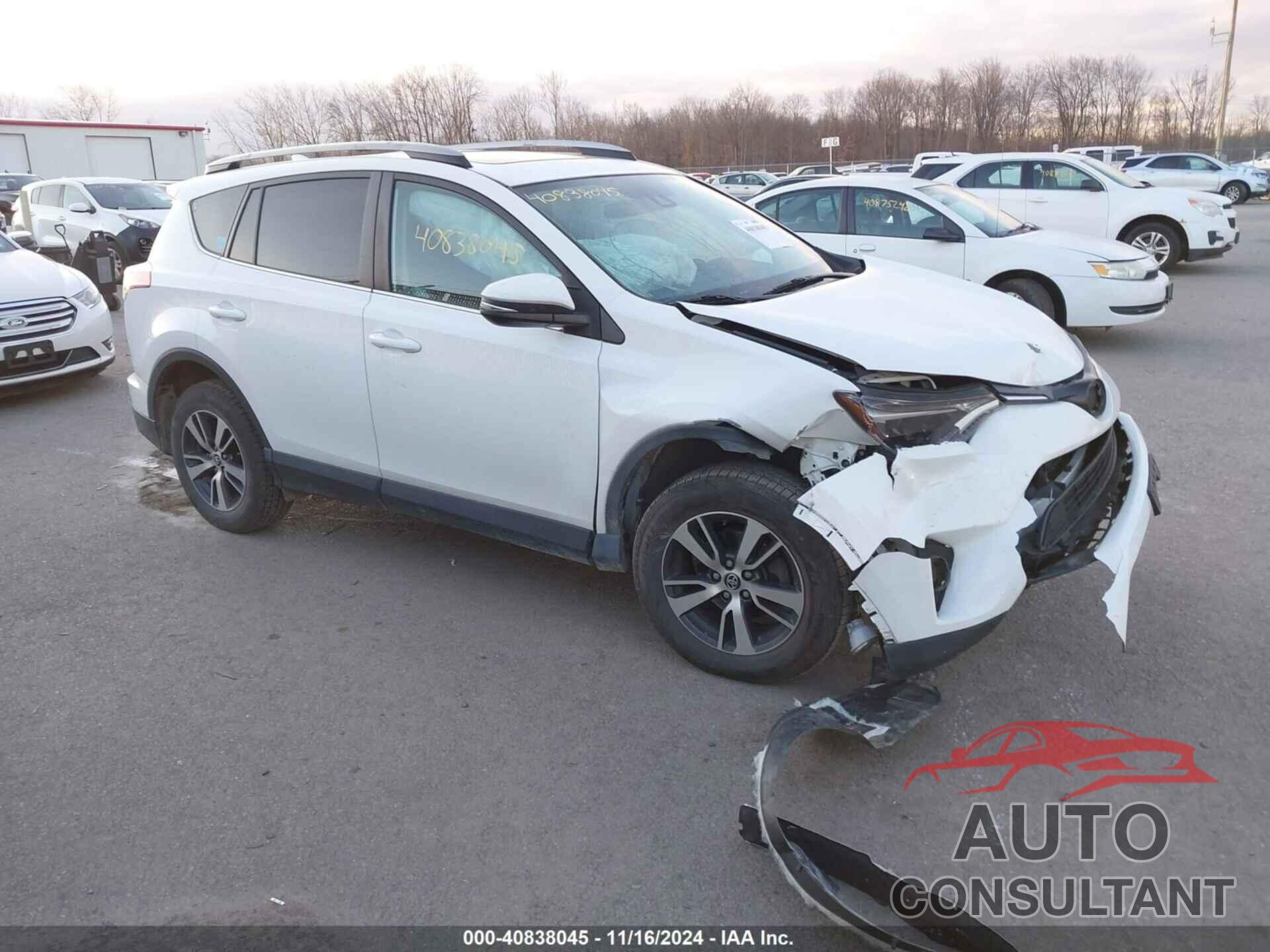 TOYOTA RAV4 2017 - 2T3RFREV6HW556853