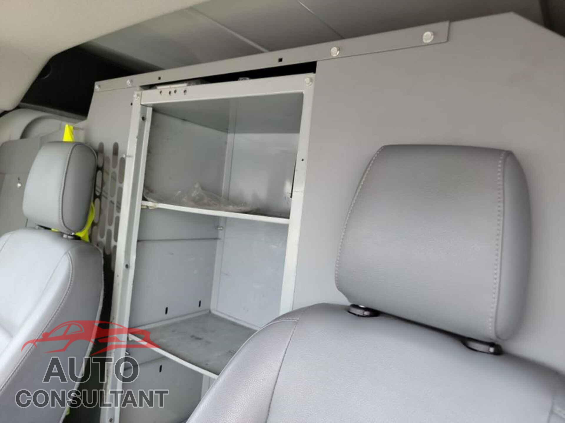 FORD TRANSIT 2019 - 1FTYR1YM4KKB72271