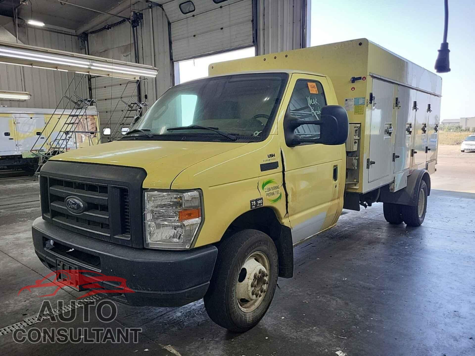 FORD ECONOLINE 2018 - 1FDXE4FS4JDC18934