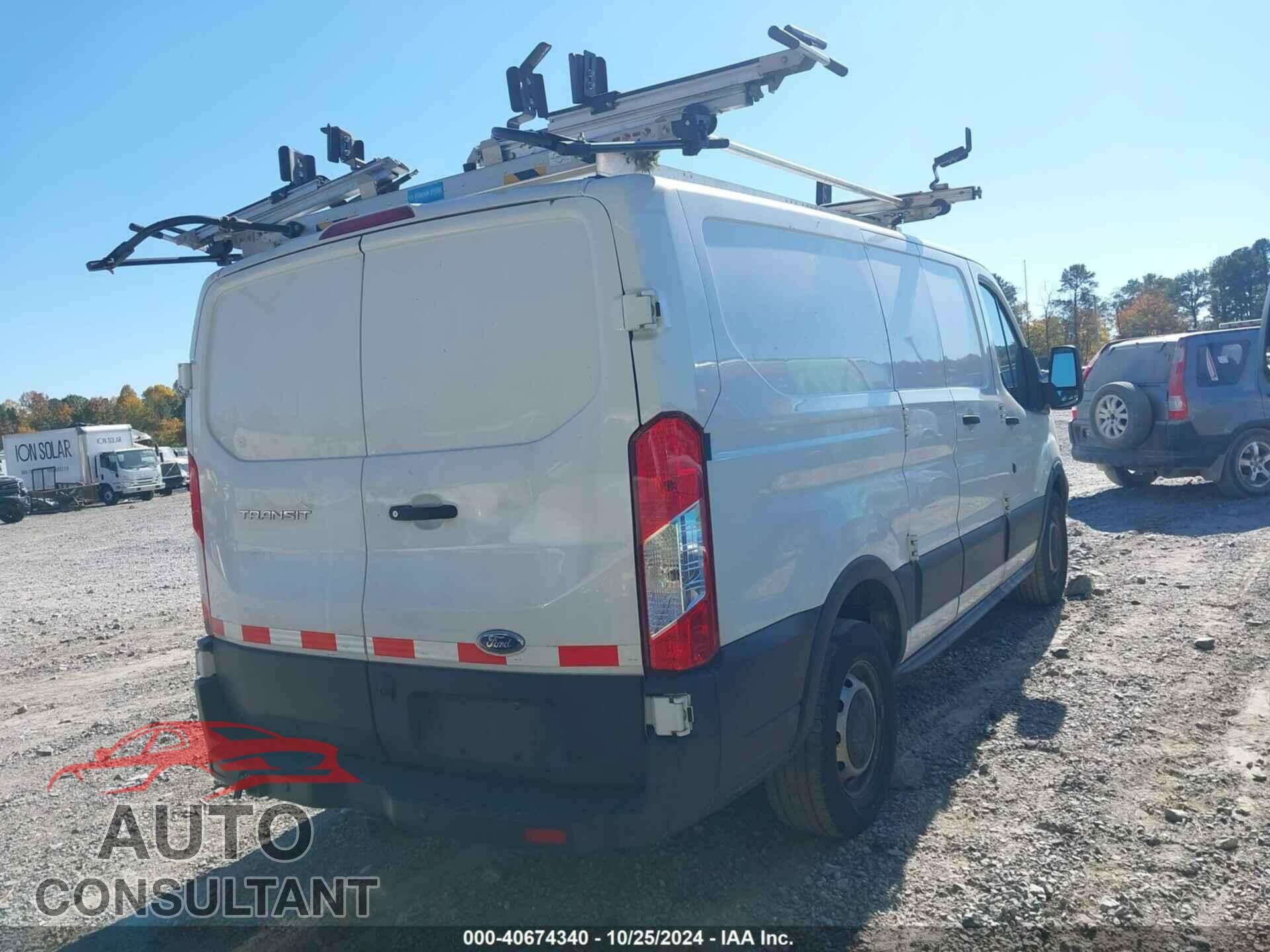 FORD TRANSIT-150 2019 - 1FTYE1ZMXKKB18628