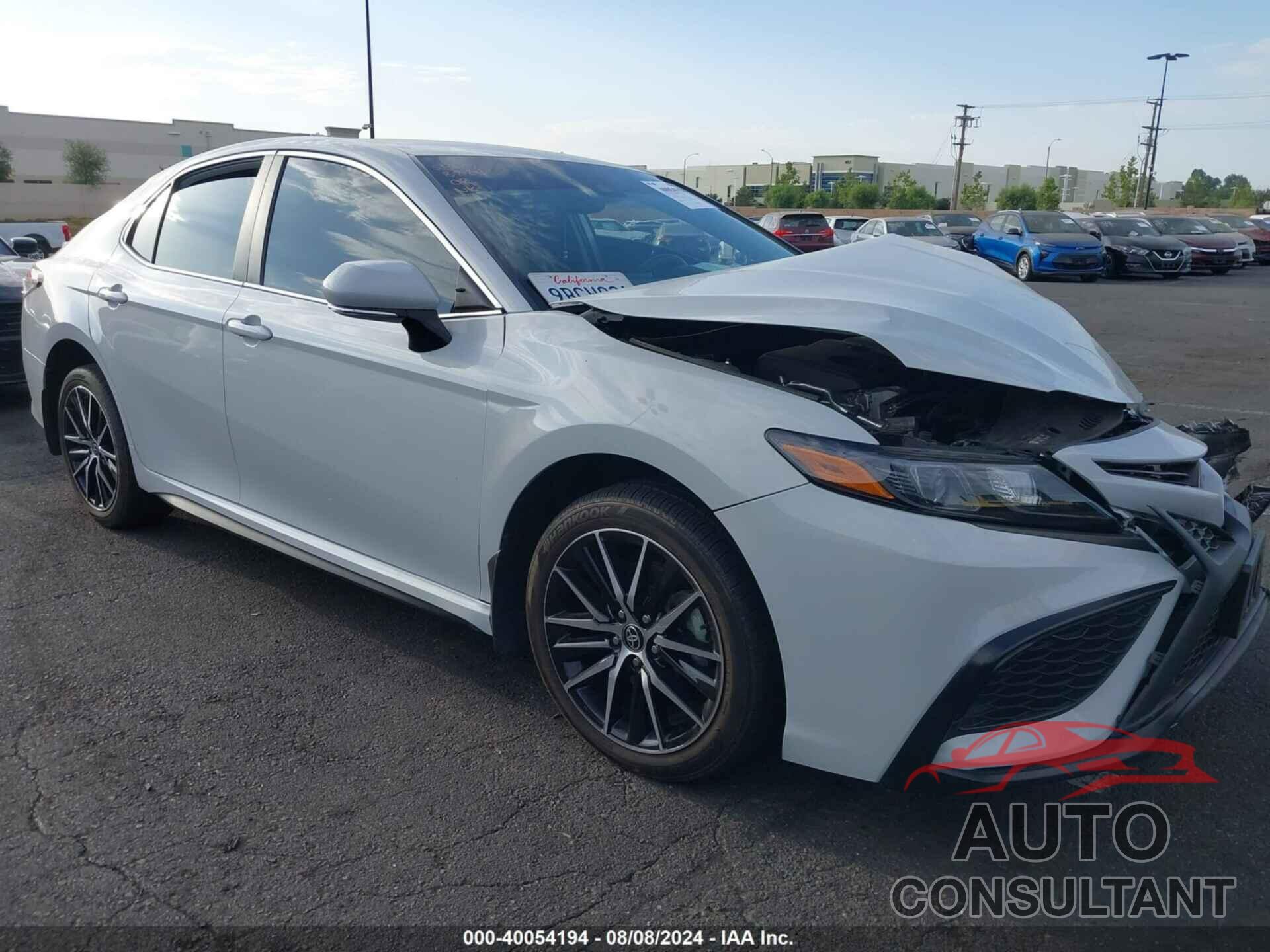 TOYOTA CAMRY 2022 - 4T1T11AK1NU046349